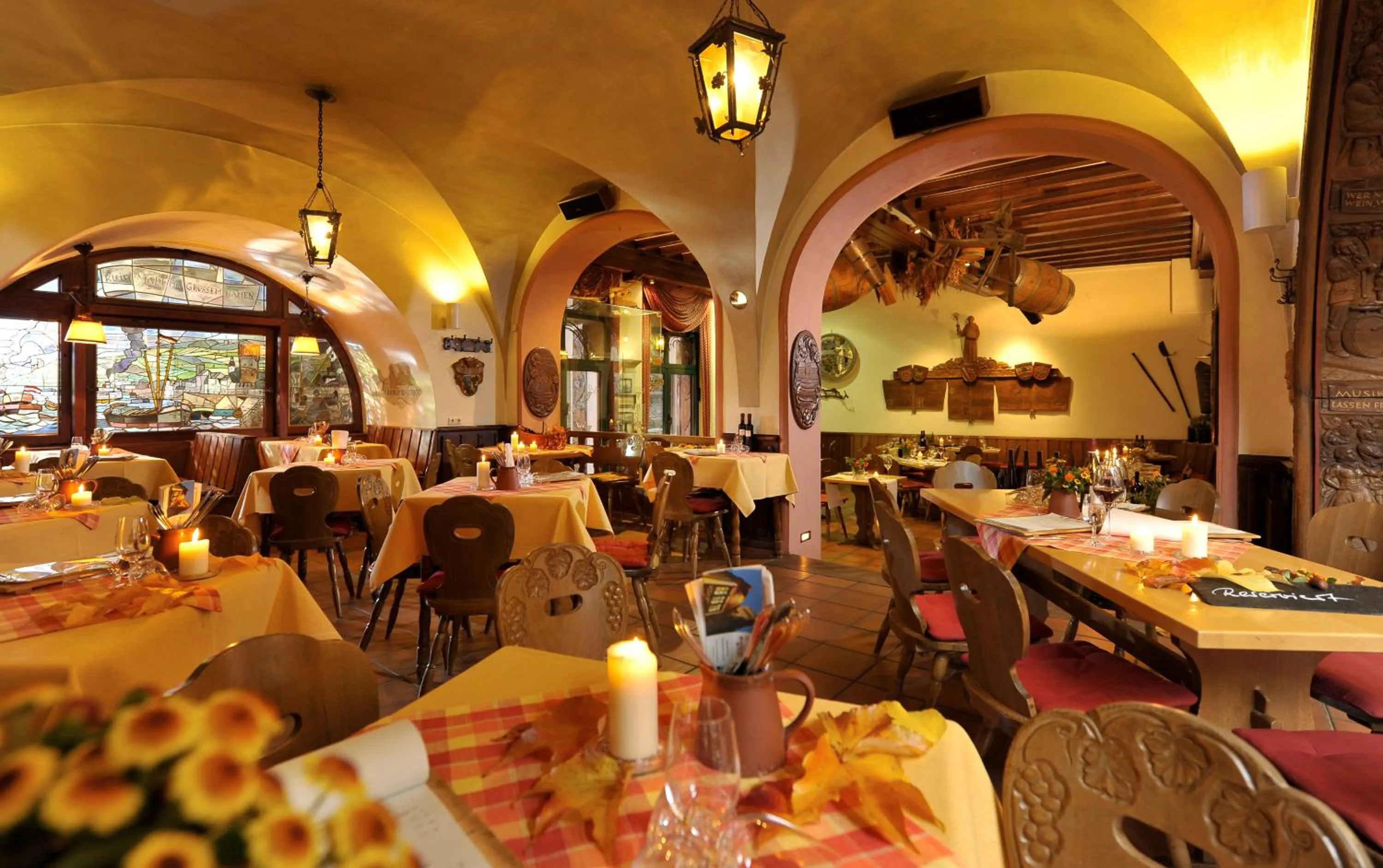 Restaurant/places to eat in Breuer's Rüdesheimer Schloss