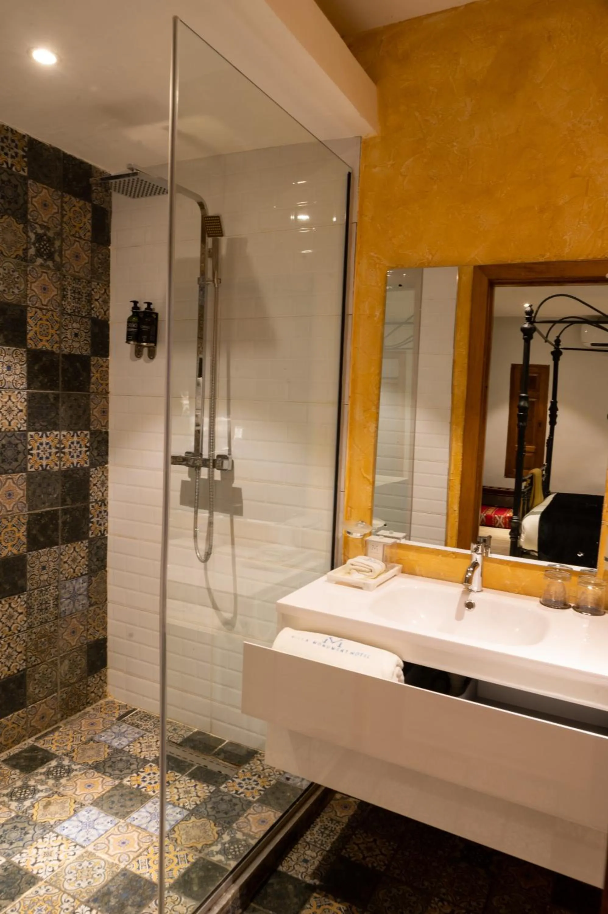 Bathroom in Villa Monument Hotel