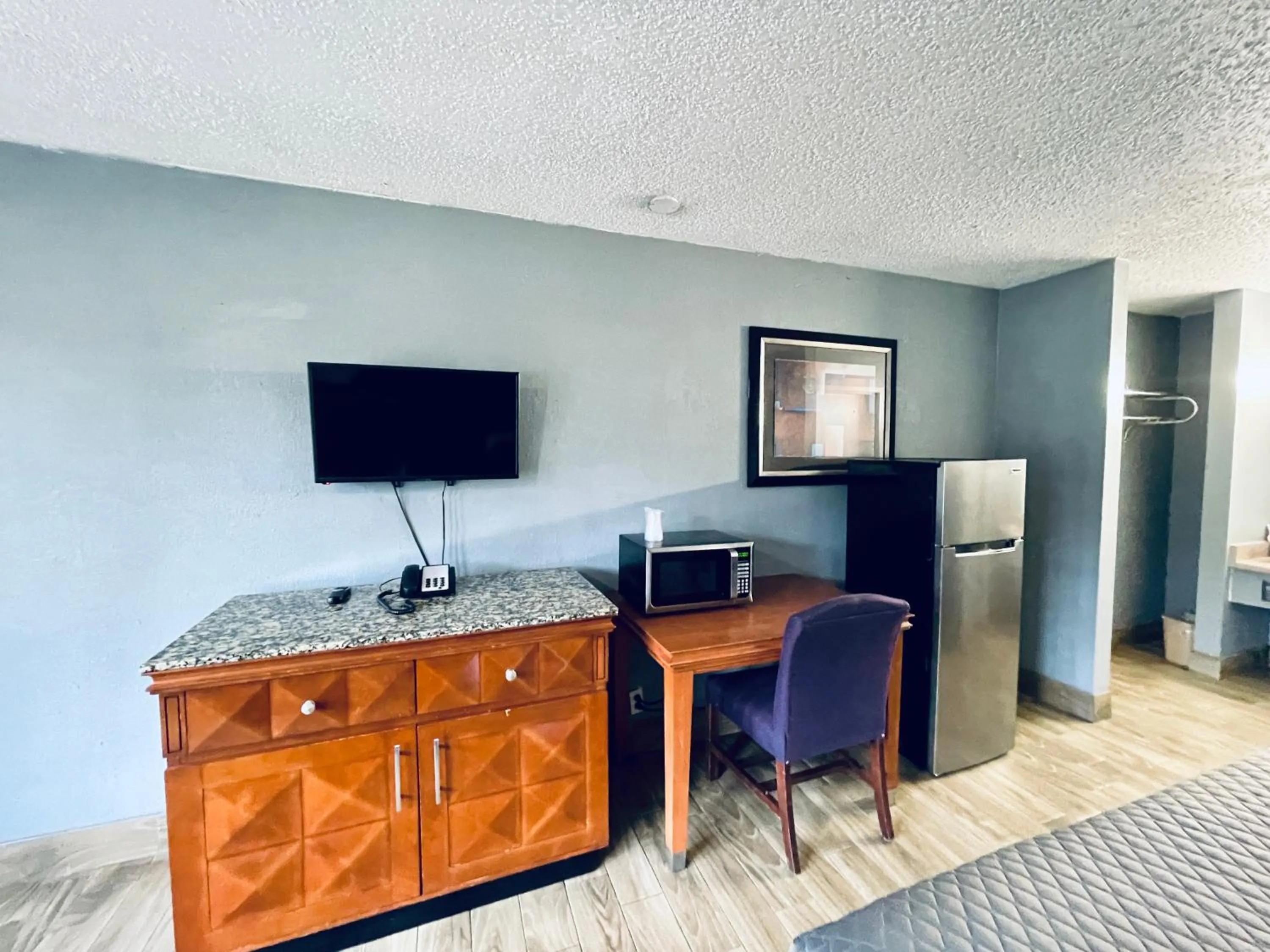 TV and multimedia in Extended Stay SA