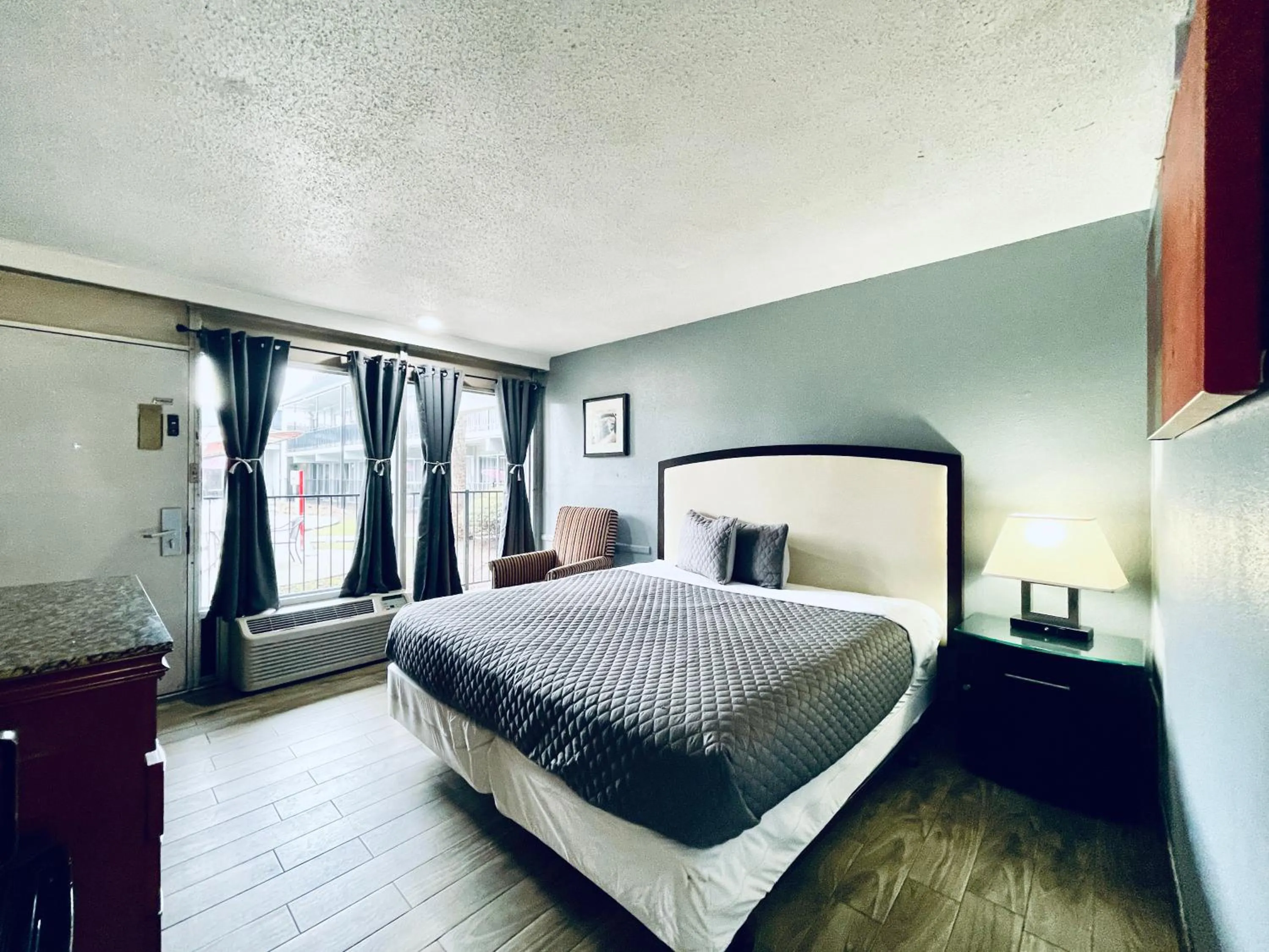 Bed in Extended Stay SA