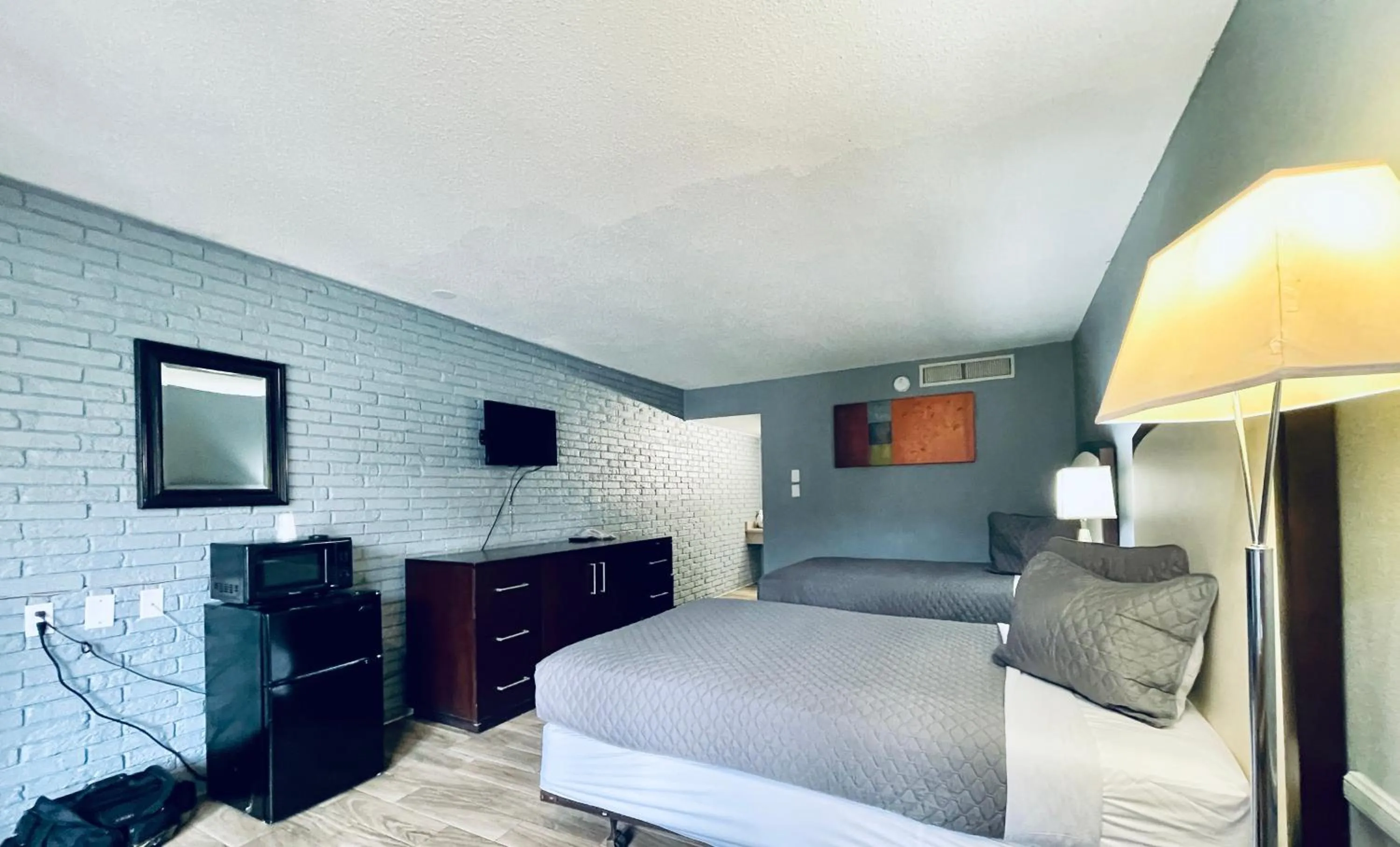 Bed in Extended Stay SA