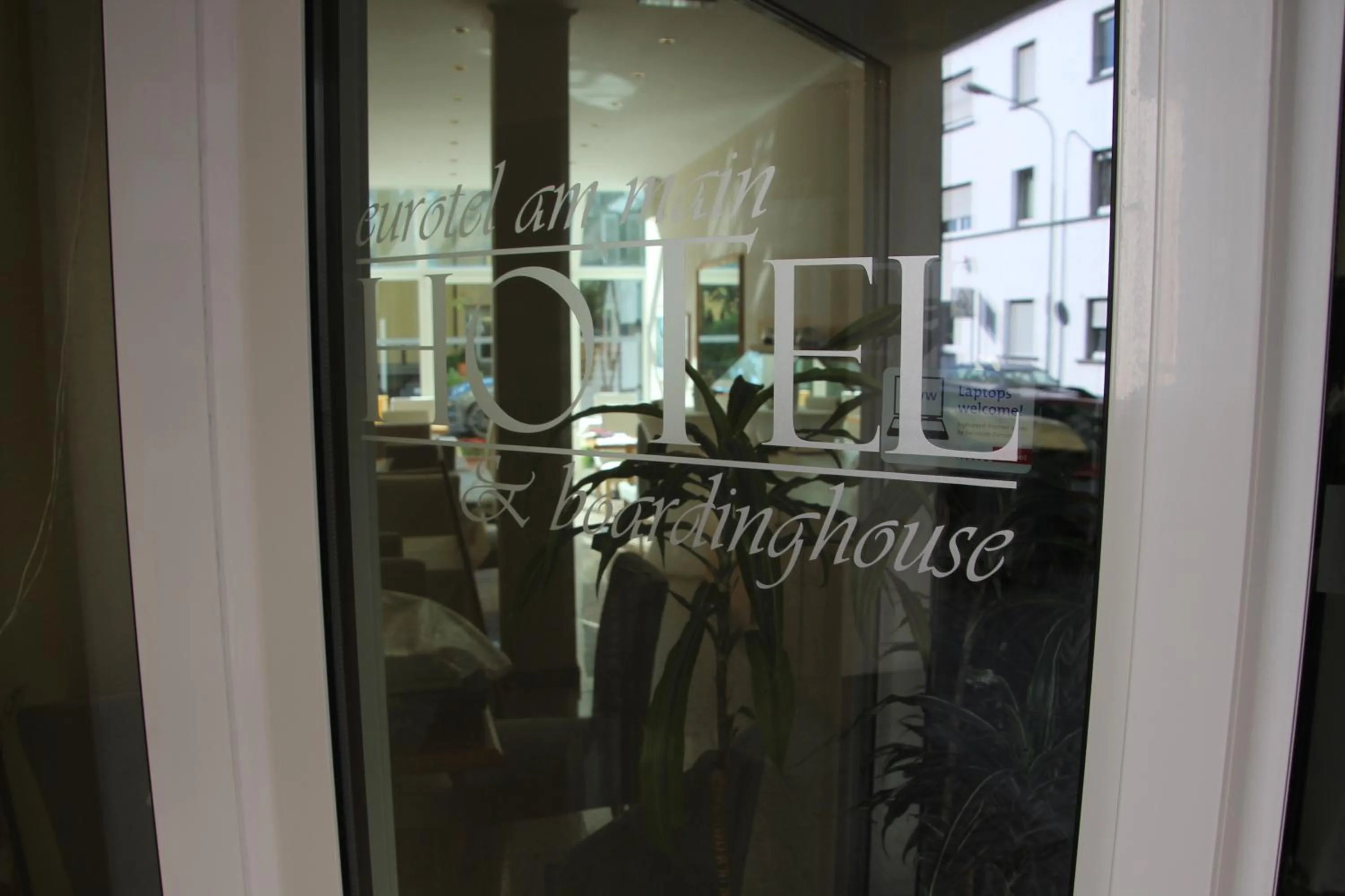 Facade/entrance in Eurotel am Main