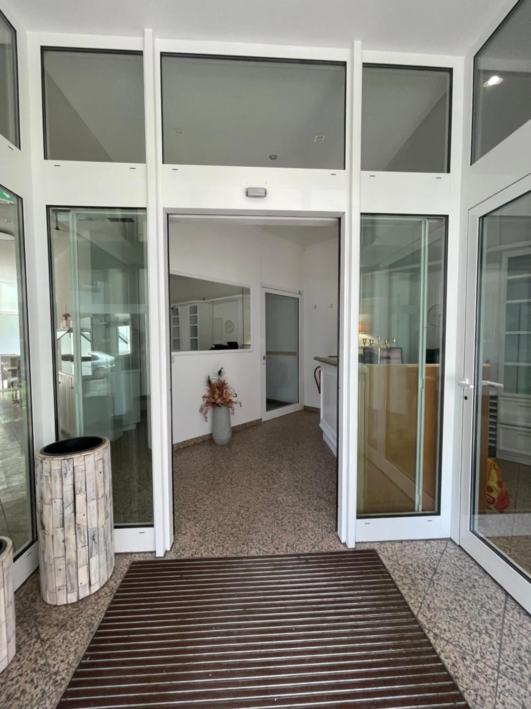 Lobby or reception in Eurotel am Main