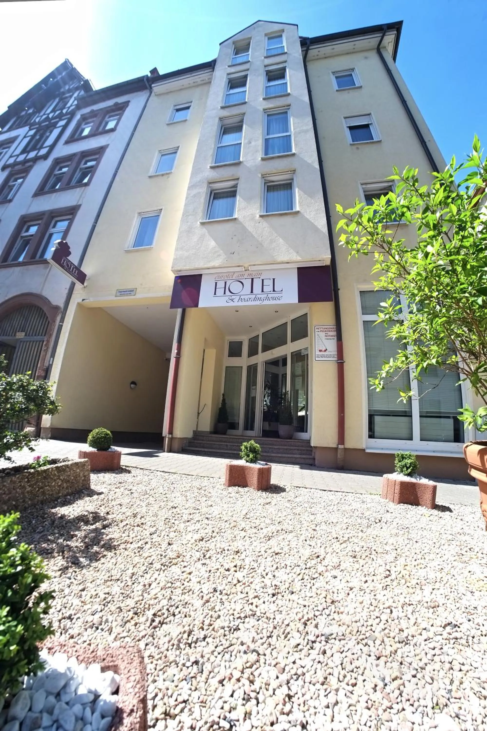 Facade/entrance in Eurotel am Main