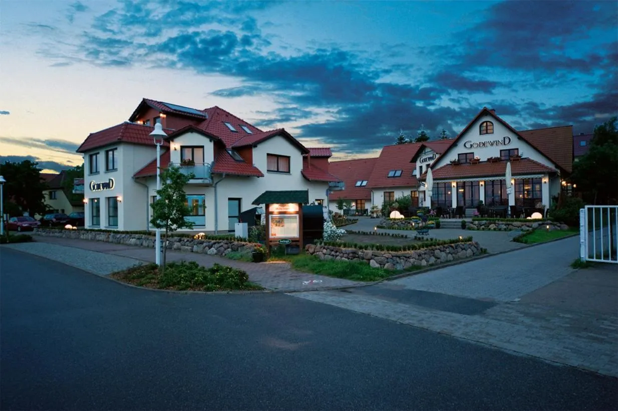 Facade/entrance in Hotel Godewind