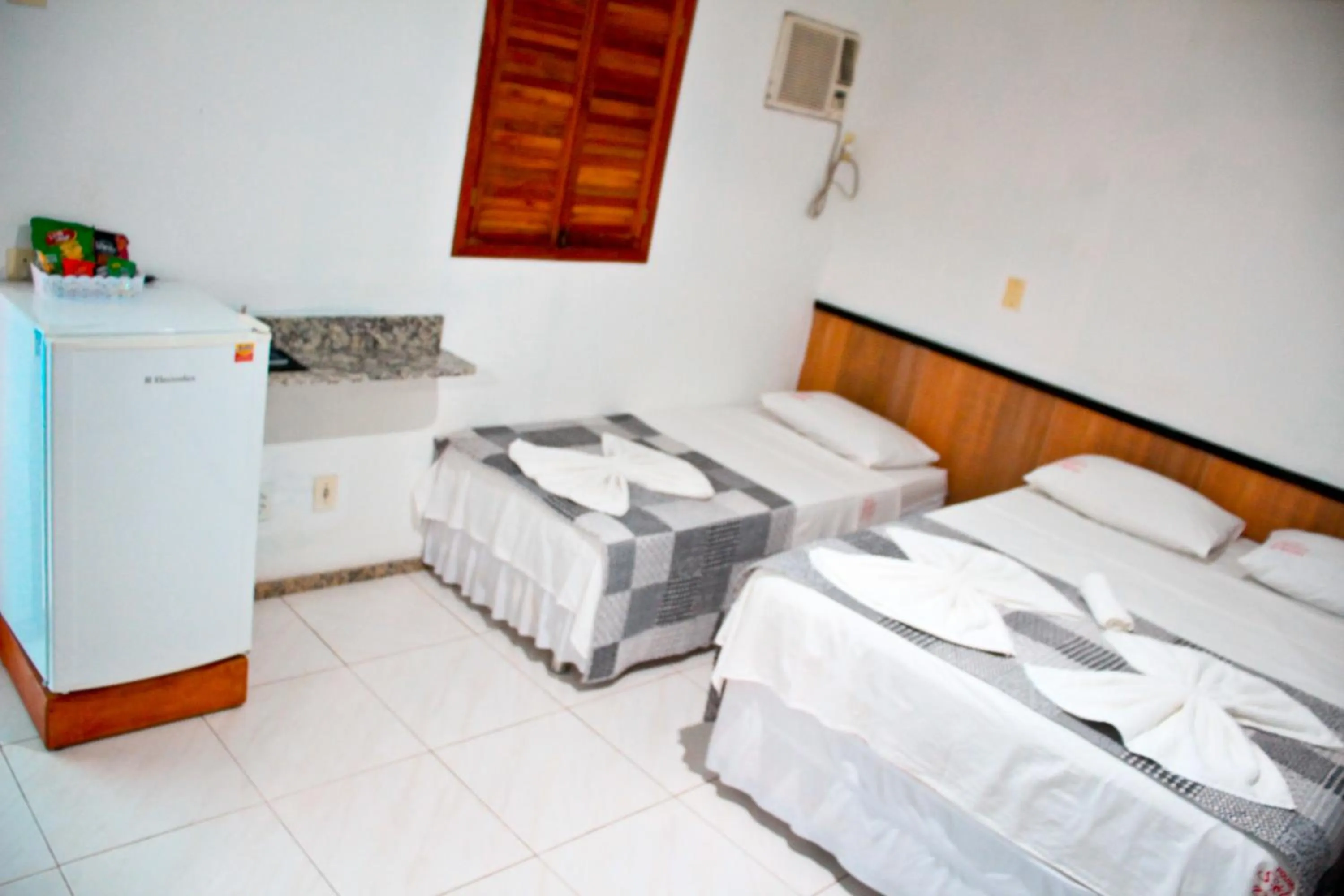 Photo of the whole room, Bed in Pousada Solar da Praia