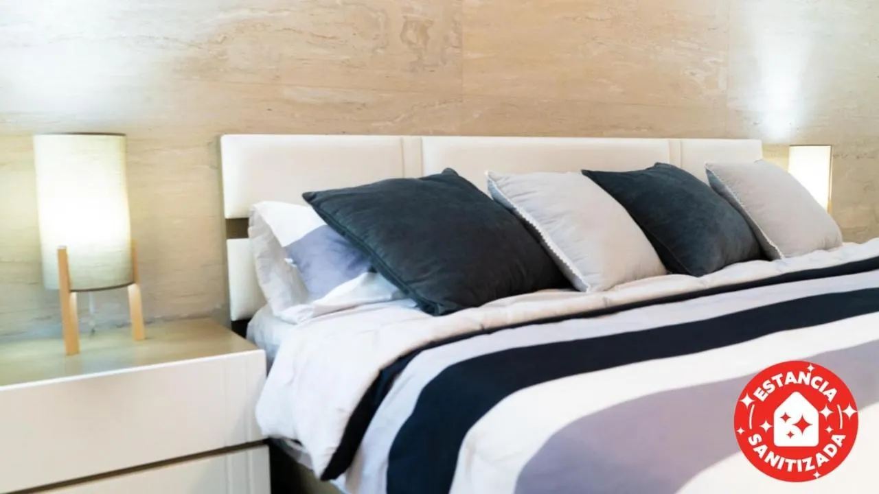 Bed in ECONOSUITES FUNDIDORA