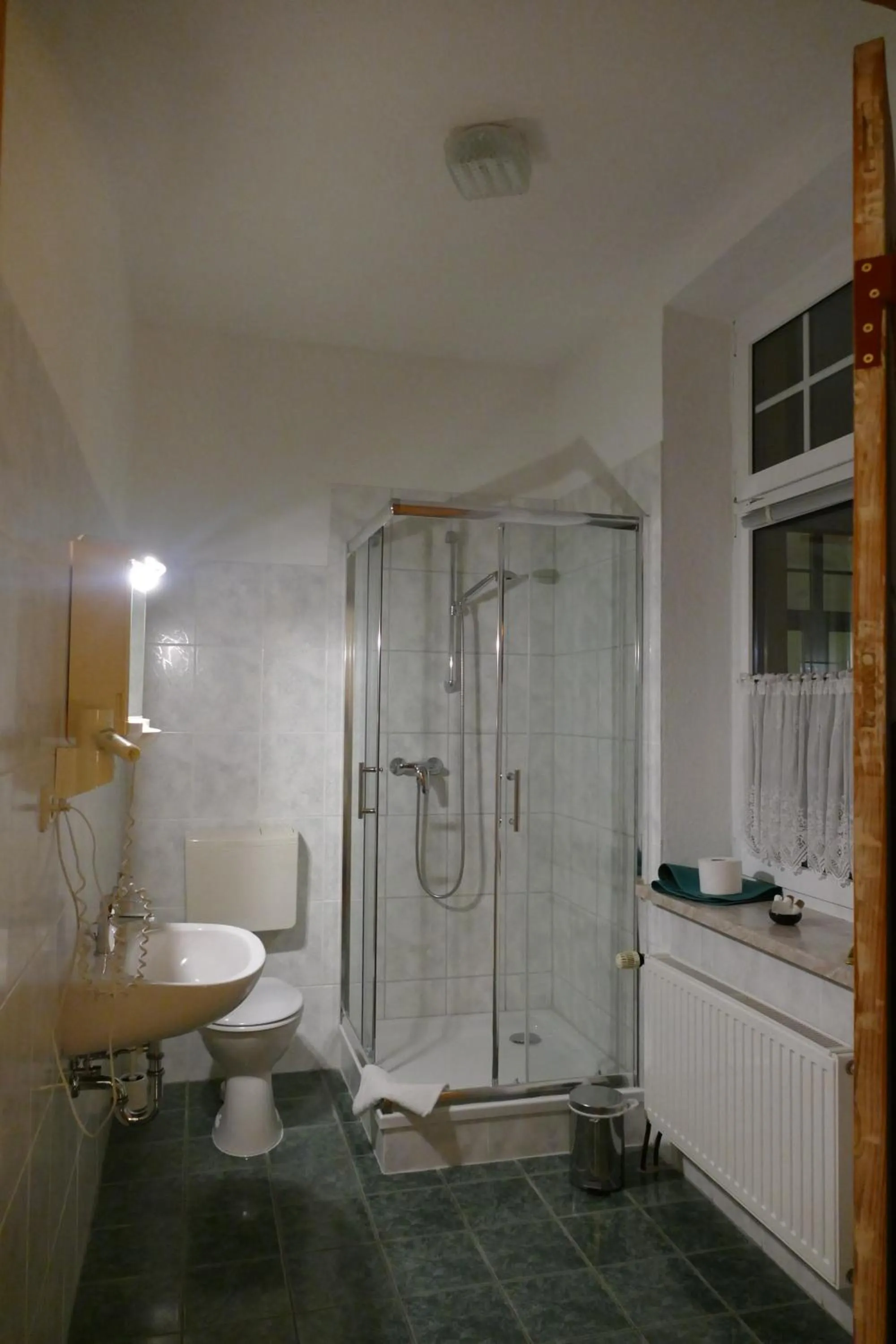 Bathroom in Hotel Boizenburger Hof