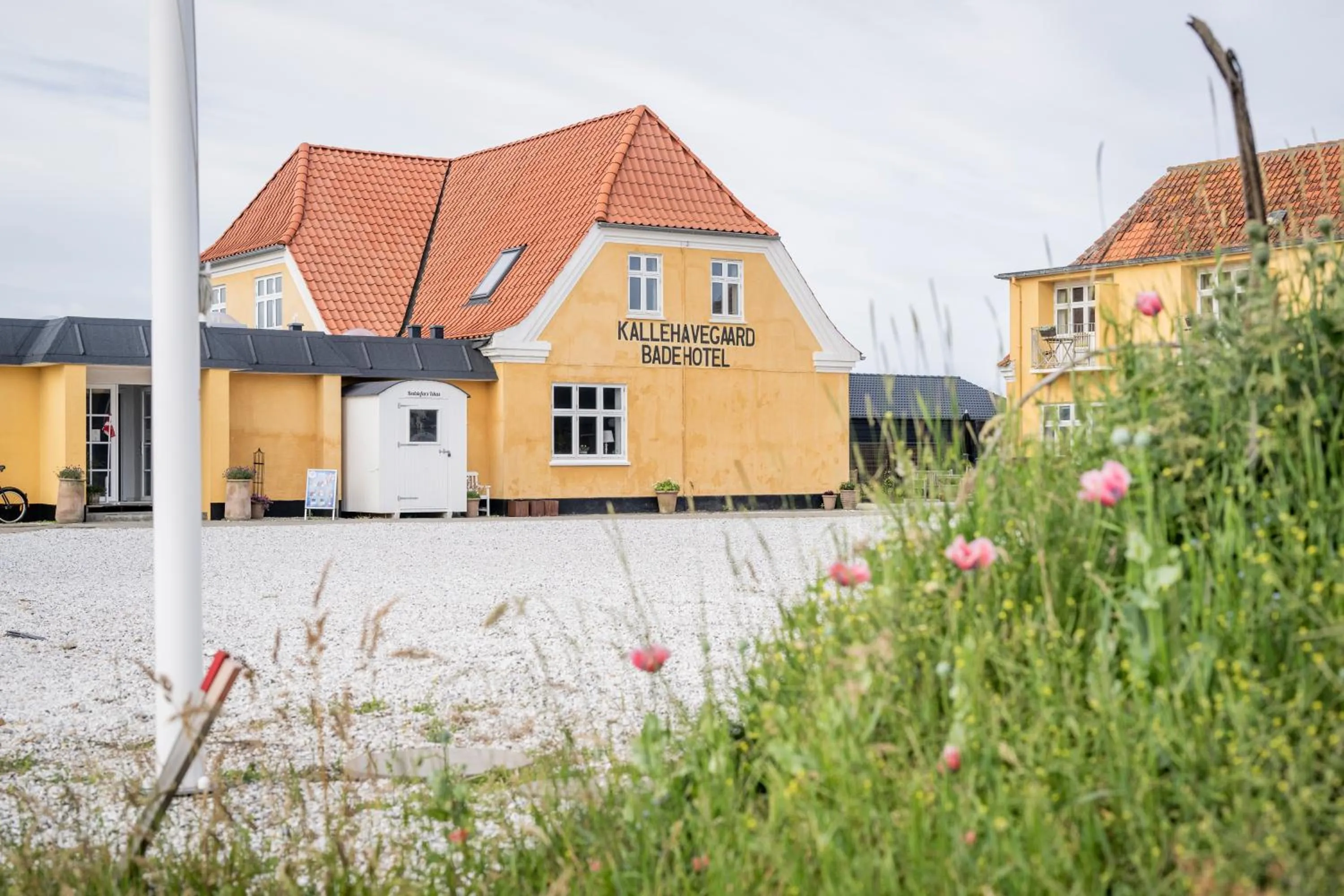 Property building in Kallehavegaard Badehotel