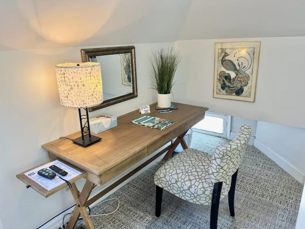 Bedroom in 50 Lincoln Short North Bed & Breakfast