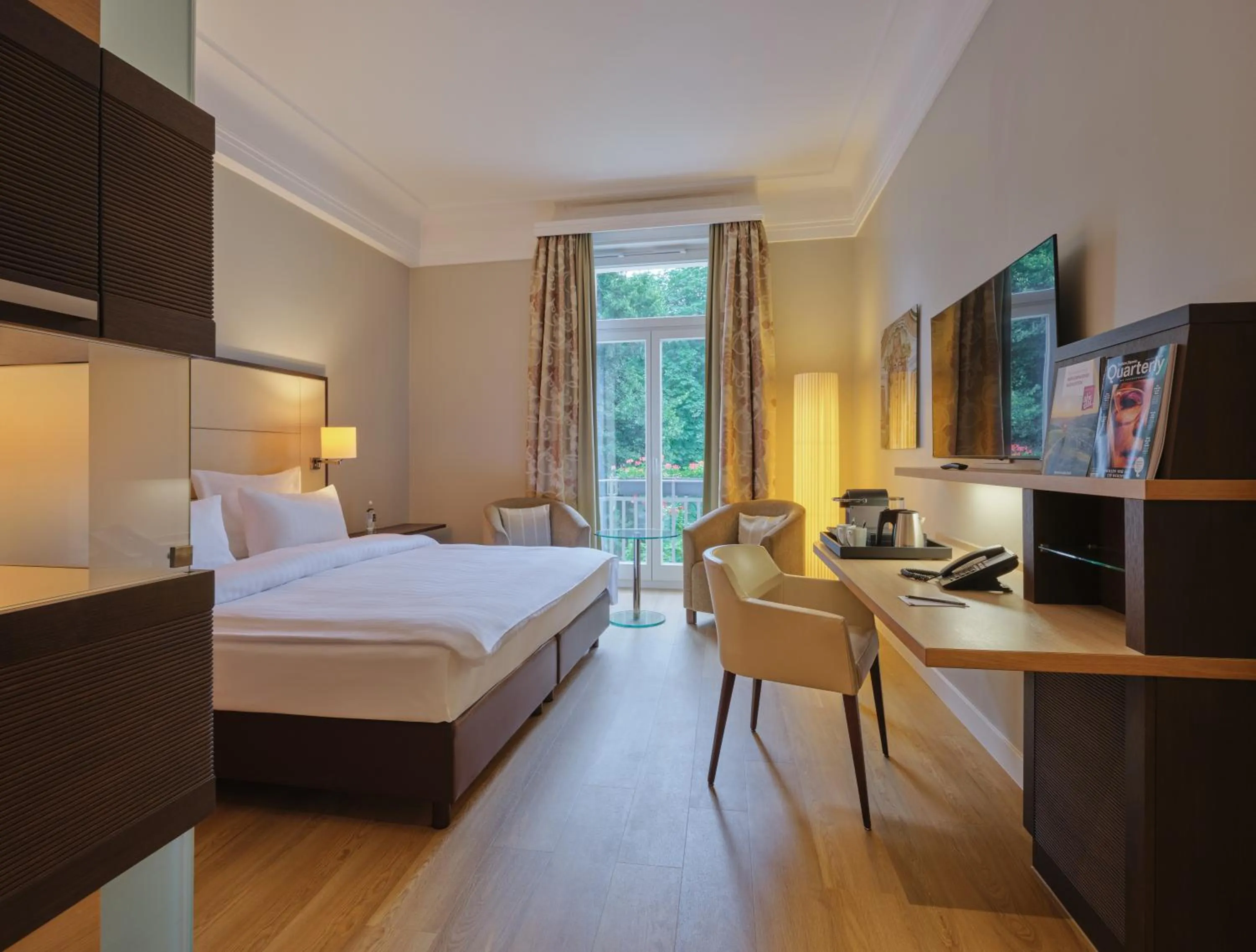 Bed in Steigenberger Hotel Bad Neuenahr