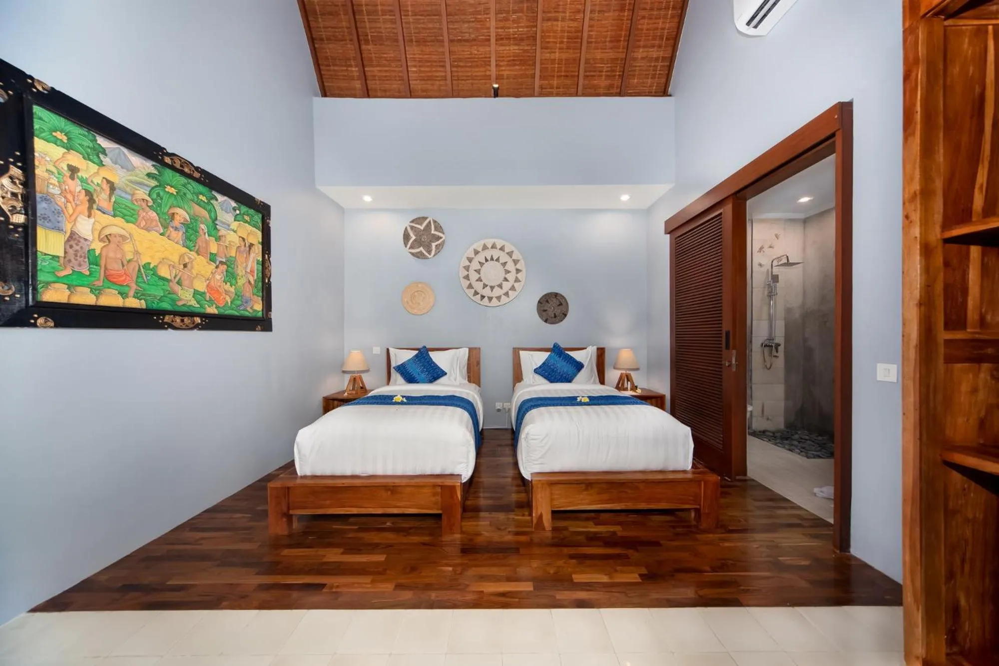 Bed in Kusuma Living and Villa Seminyak