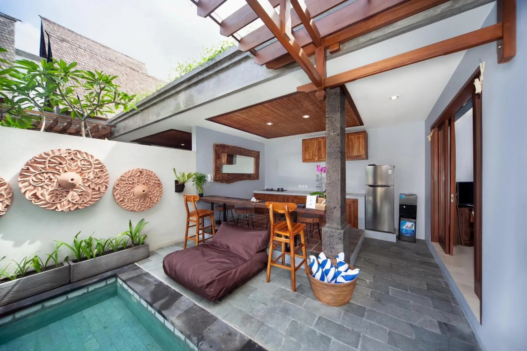 Kitchen or kitchenette in Kusuma Living and Villa Seminyak