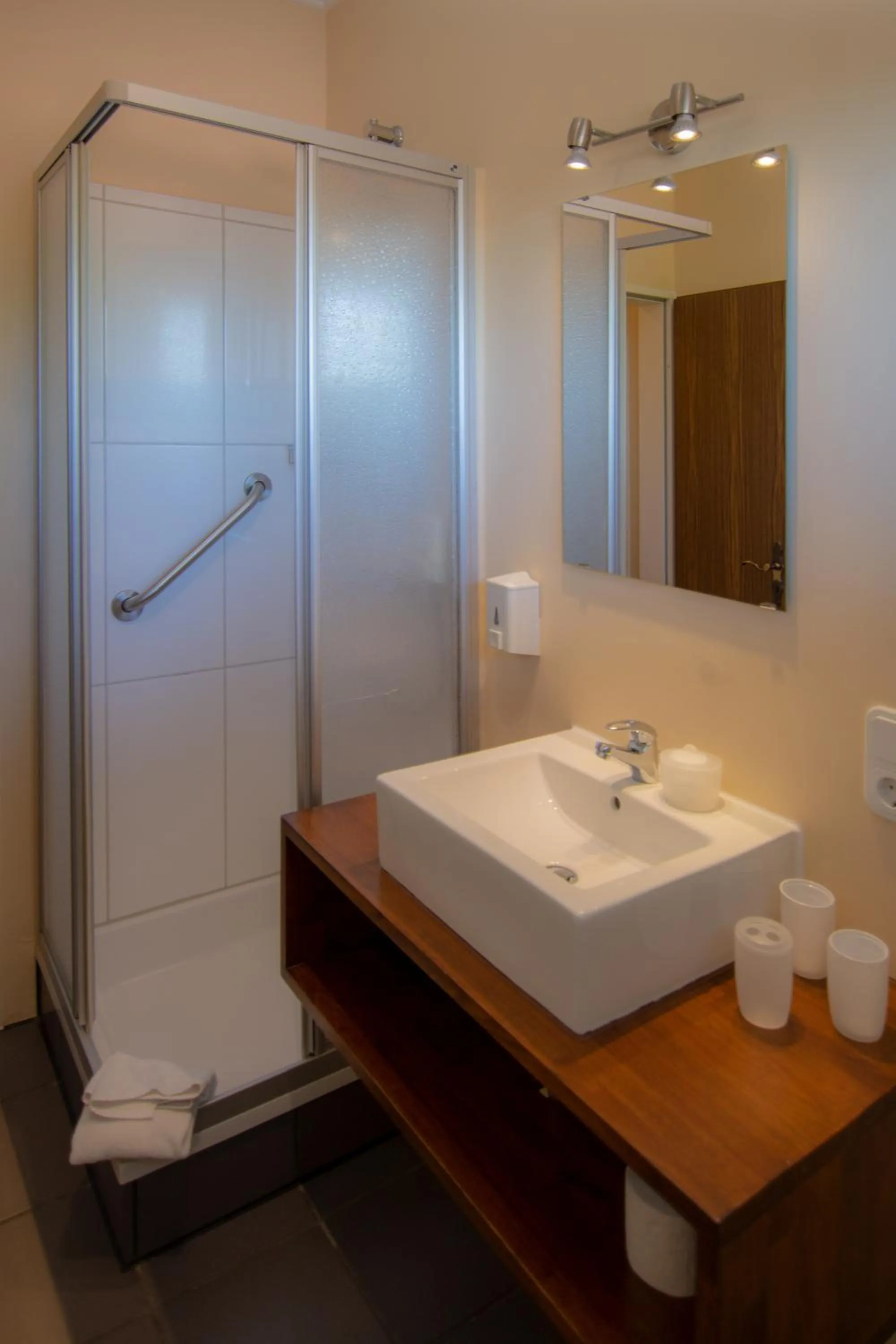 Shower in Hotel De Lange Man Monschau Eifel