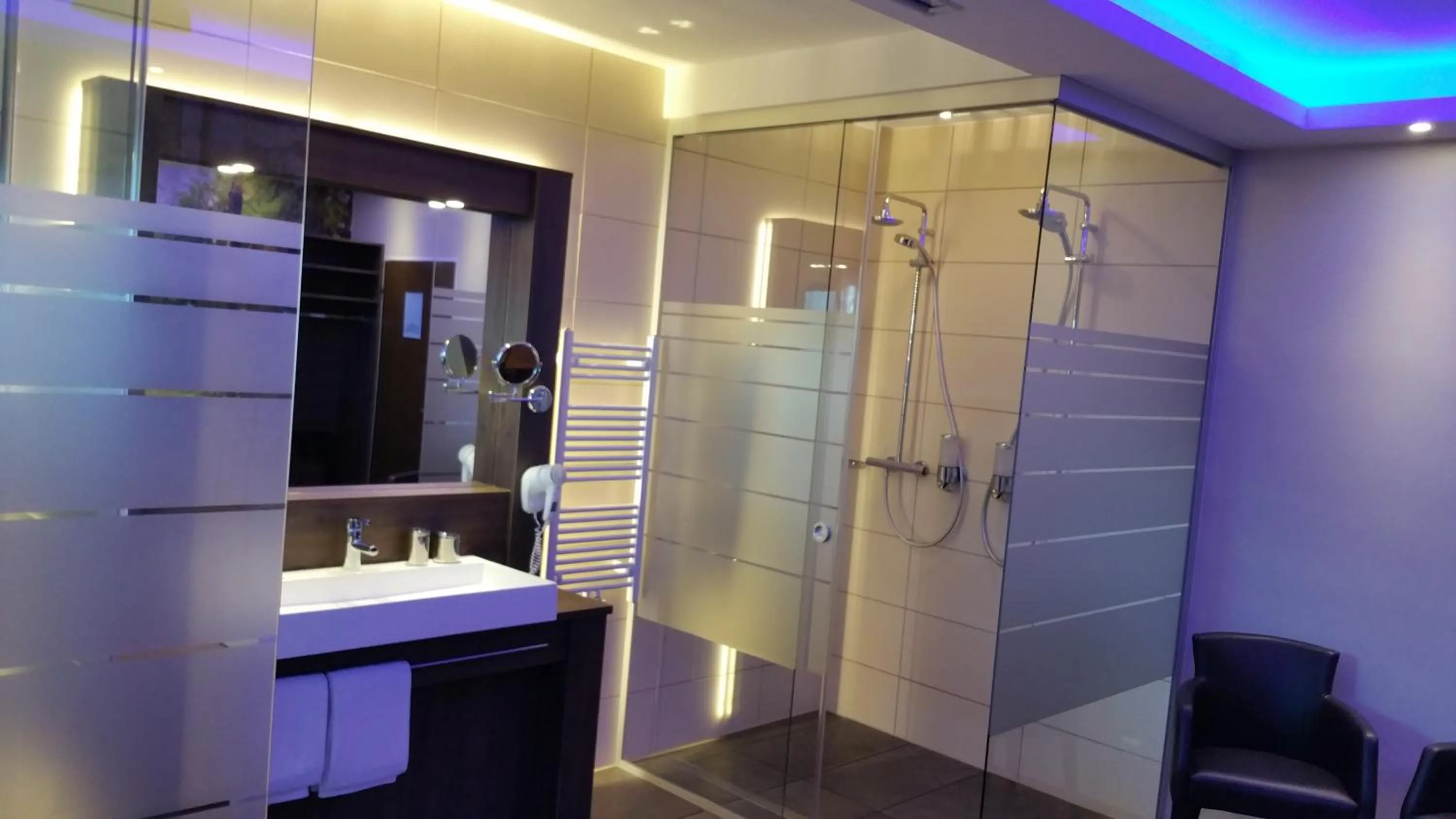 Bathroom in Hotel De Lange Man Monschau Eifel