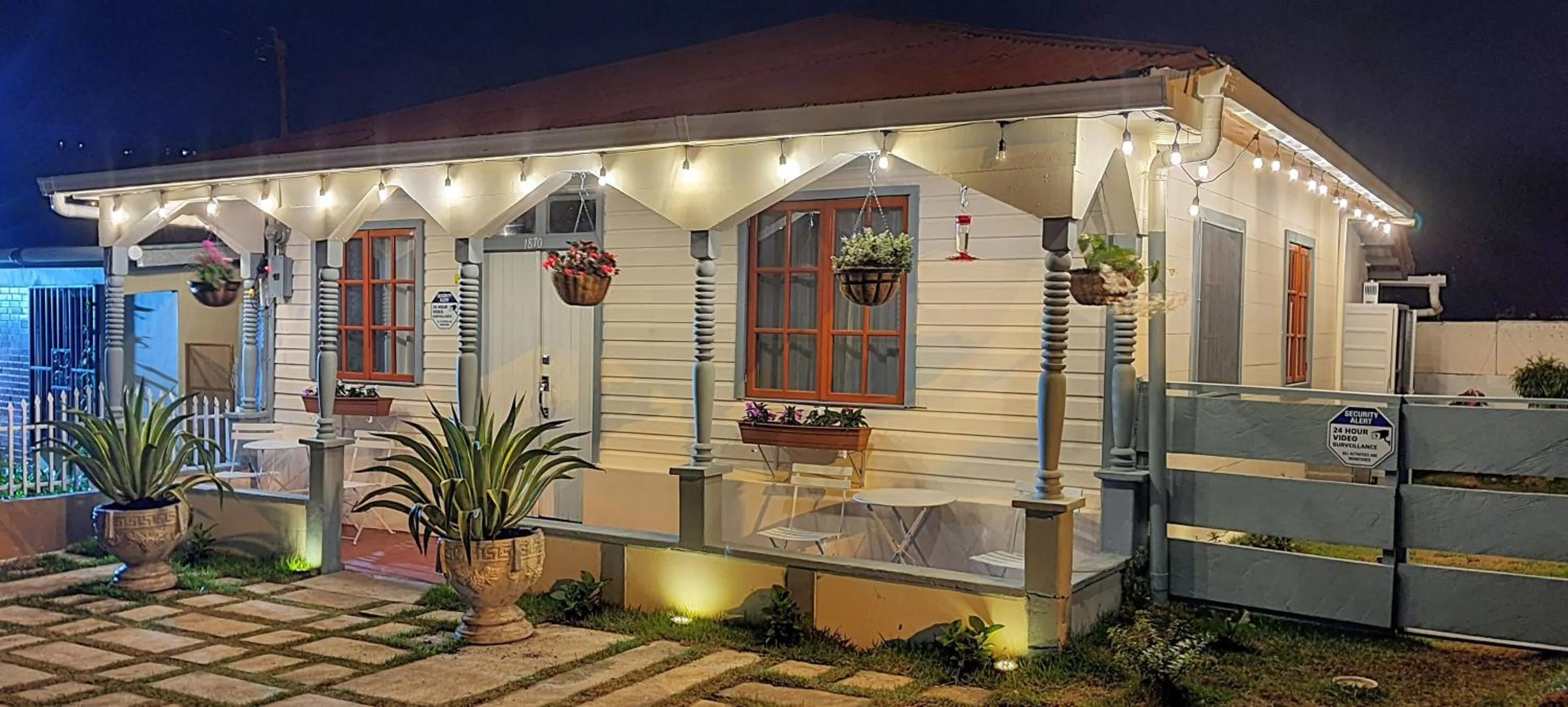 Property building in Villa Alejandro