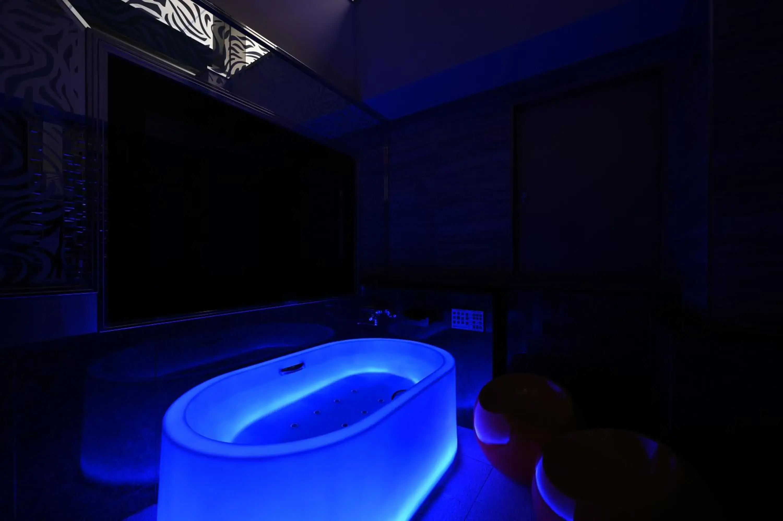 King Room with Spa Bath in HOTEL VARKIN ANNEX King Room with Spa Bath in HOTEL VARKIN ANNEX