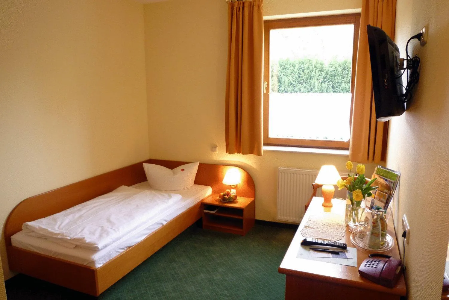 Photo of the whole room, Bed in Landhotel Dresden