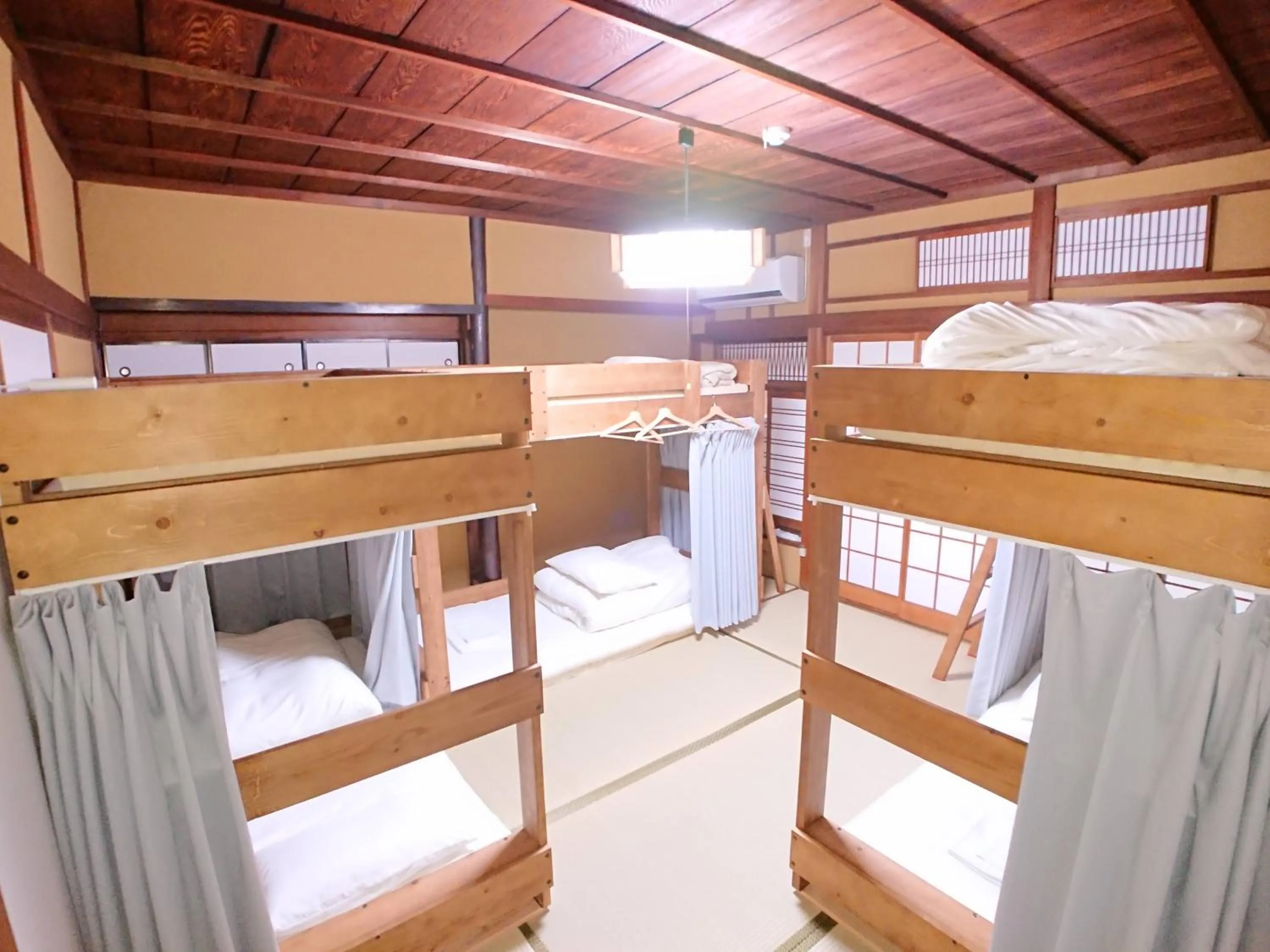 Bed in KINOSAKI KNOT