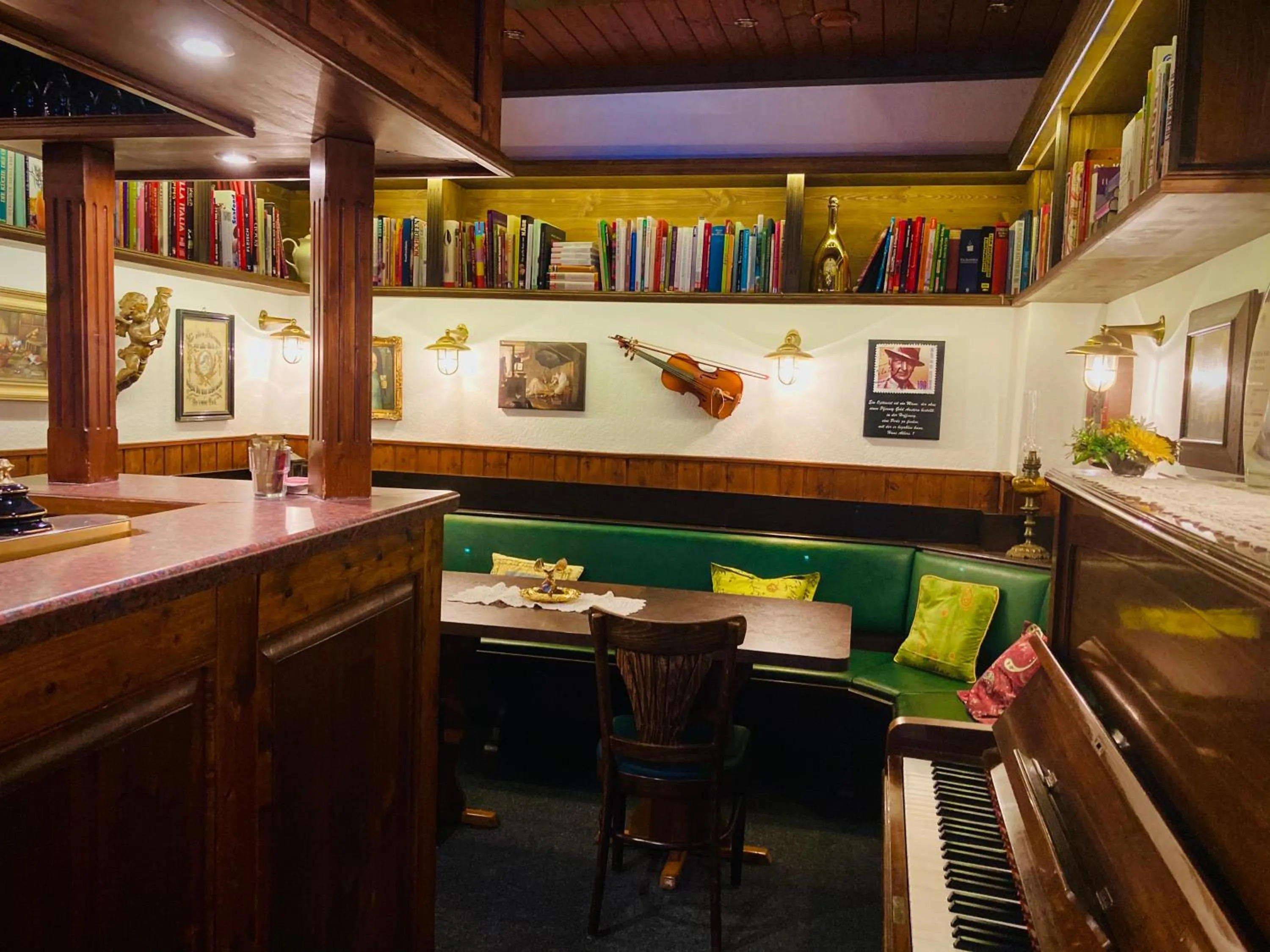 Restaurant/places to eat in Zum Alten Schifferhaus