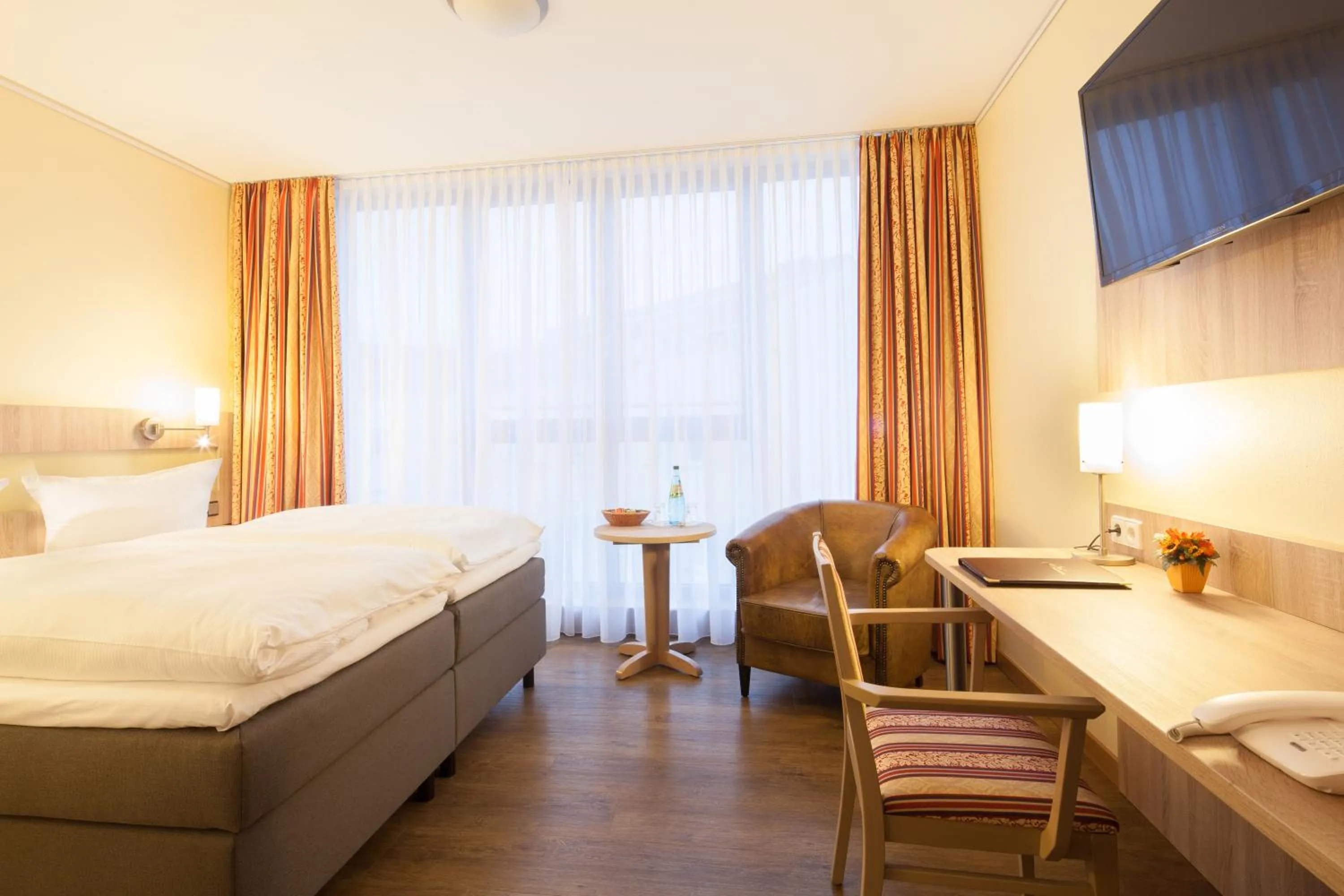 Photo of the whole room, Bed in Hotel Kastanienhof