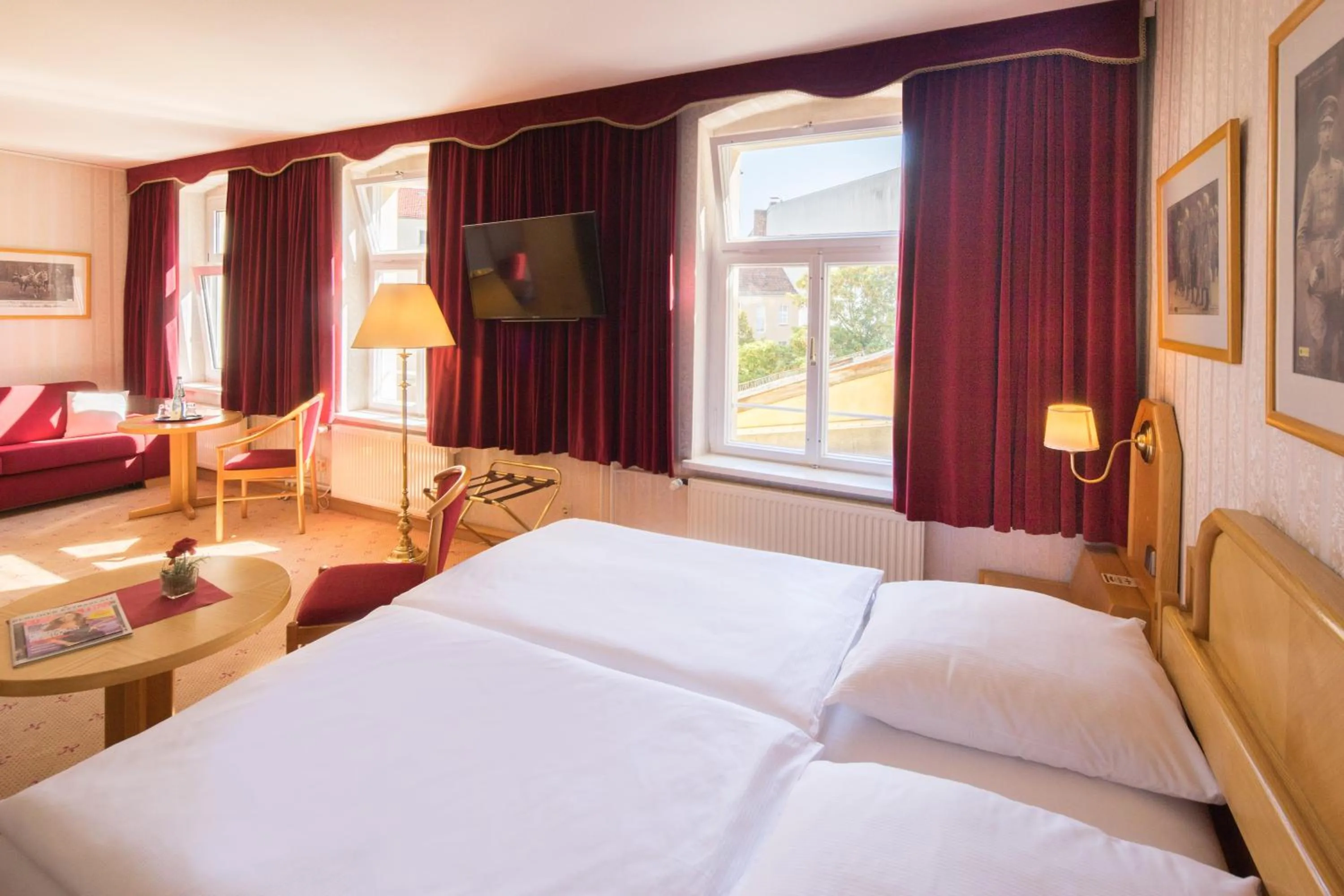 Photo of the whole room, Bed in Hotel Kastanienhof