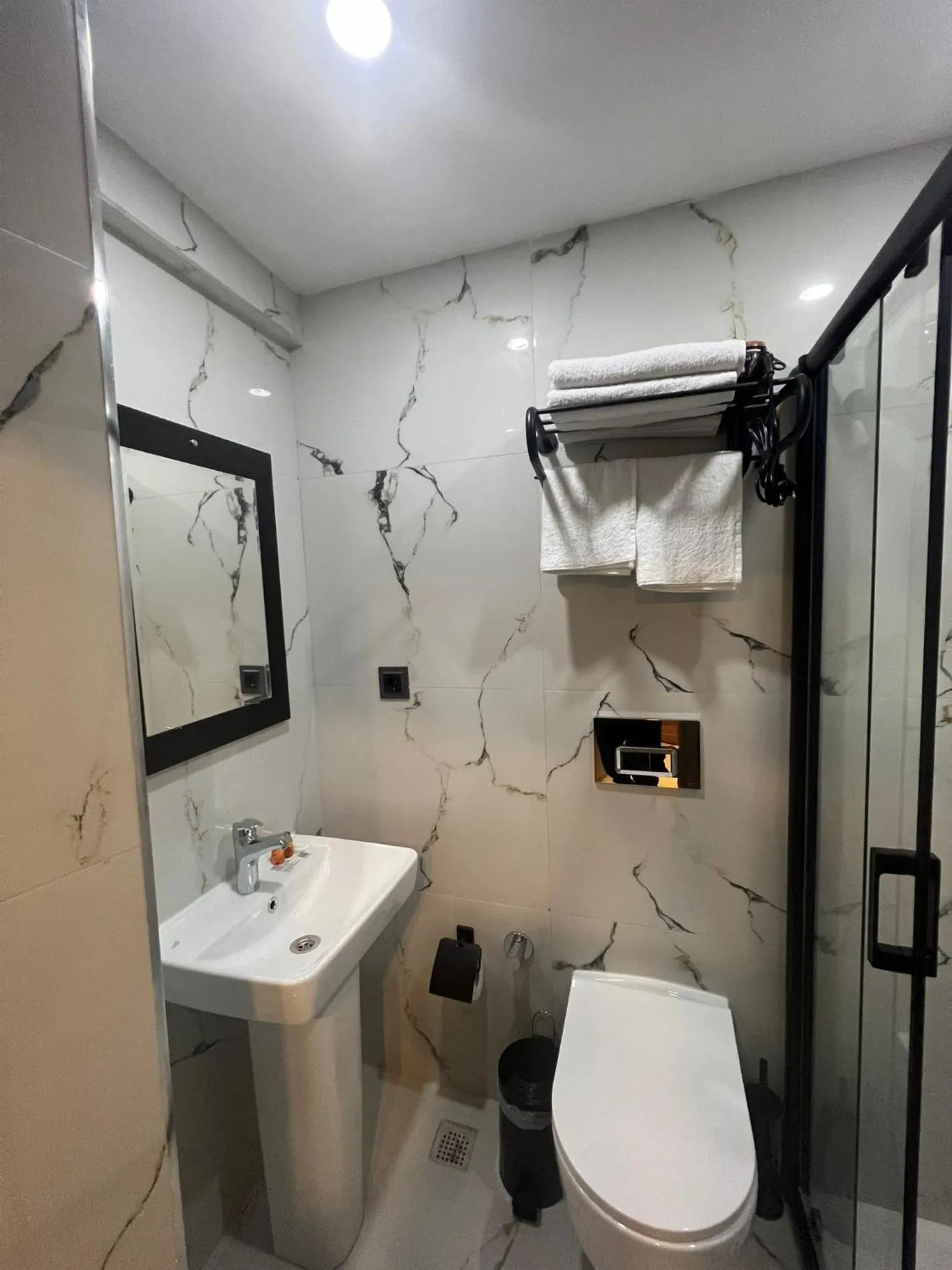 Bathroom in Old Town Istanbul Hostel