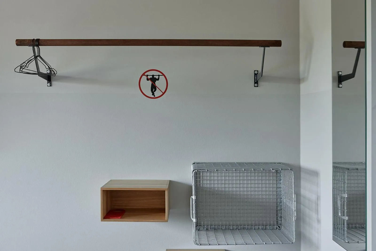 Photo of the whole room in Underdog Hotel