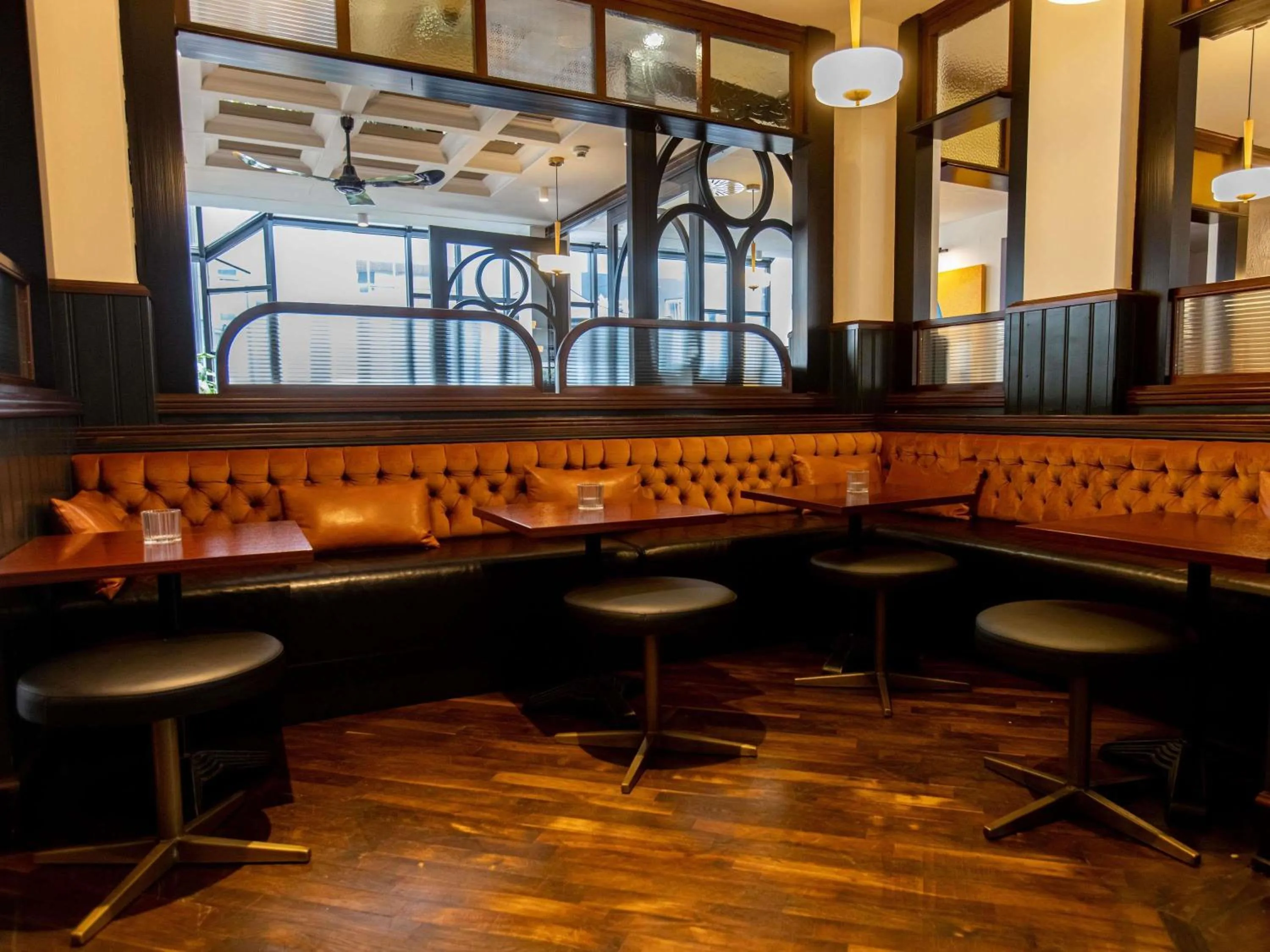 Lounge or bar in Mercure Hotel Frankfurt Airport Langen