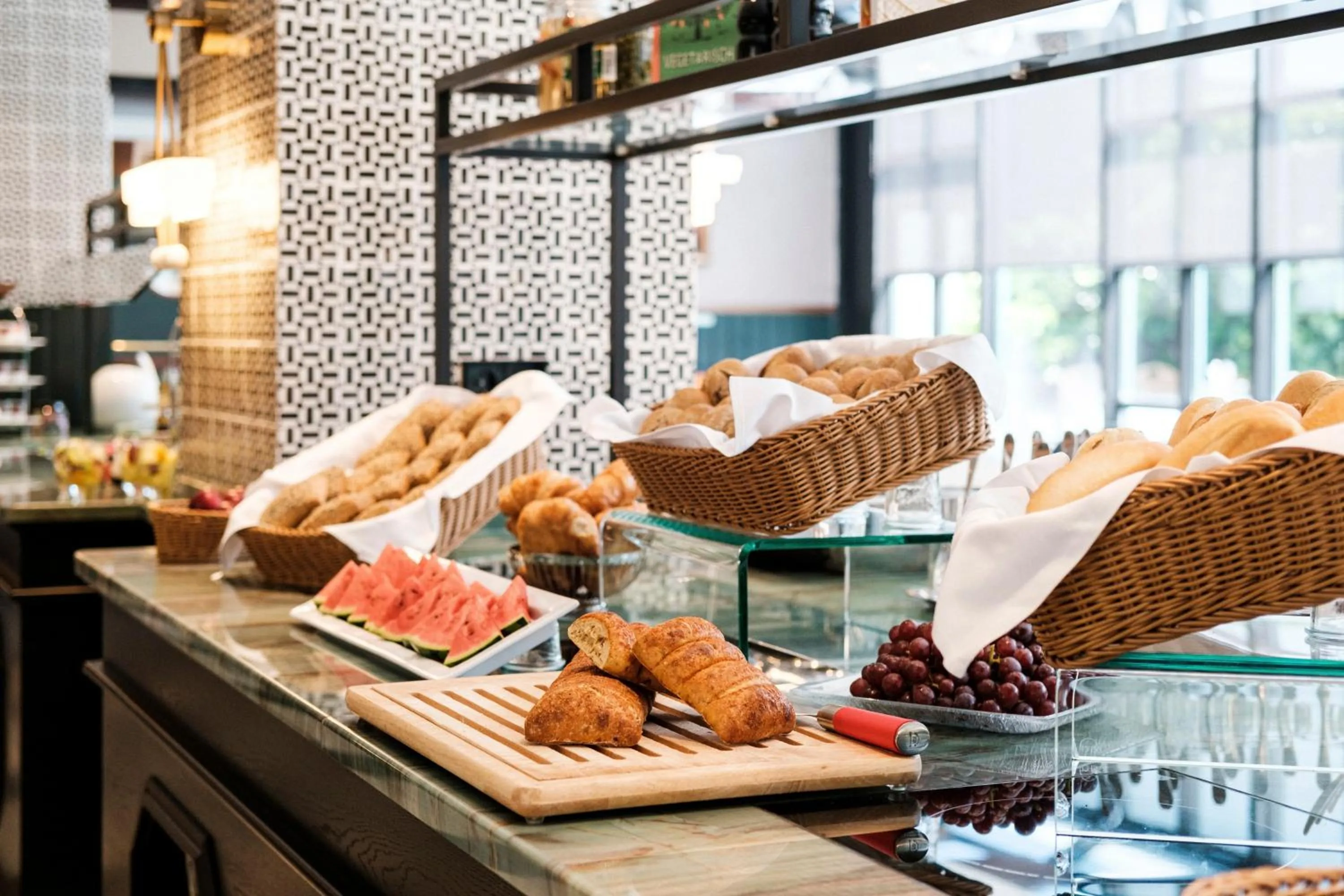 Breakfast in Mercure Hotel Frankfurt Airport Langen