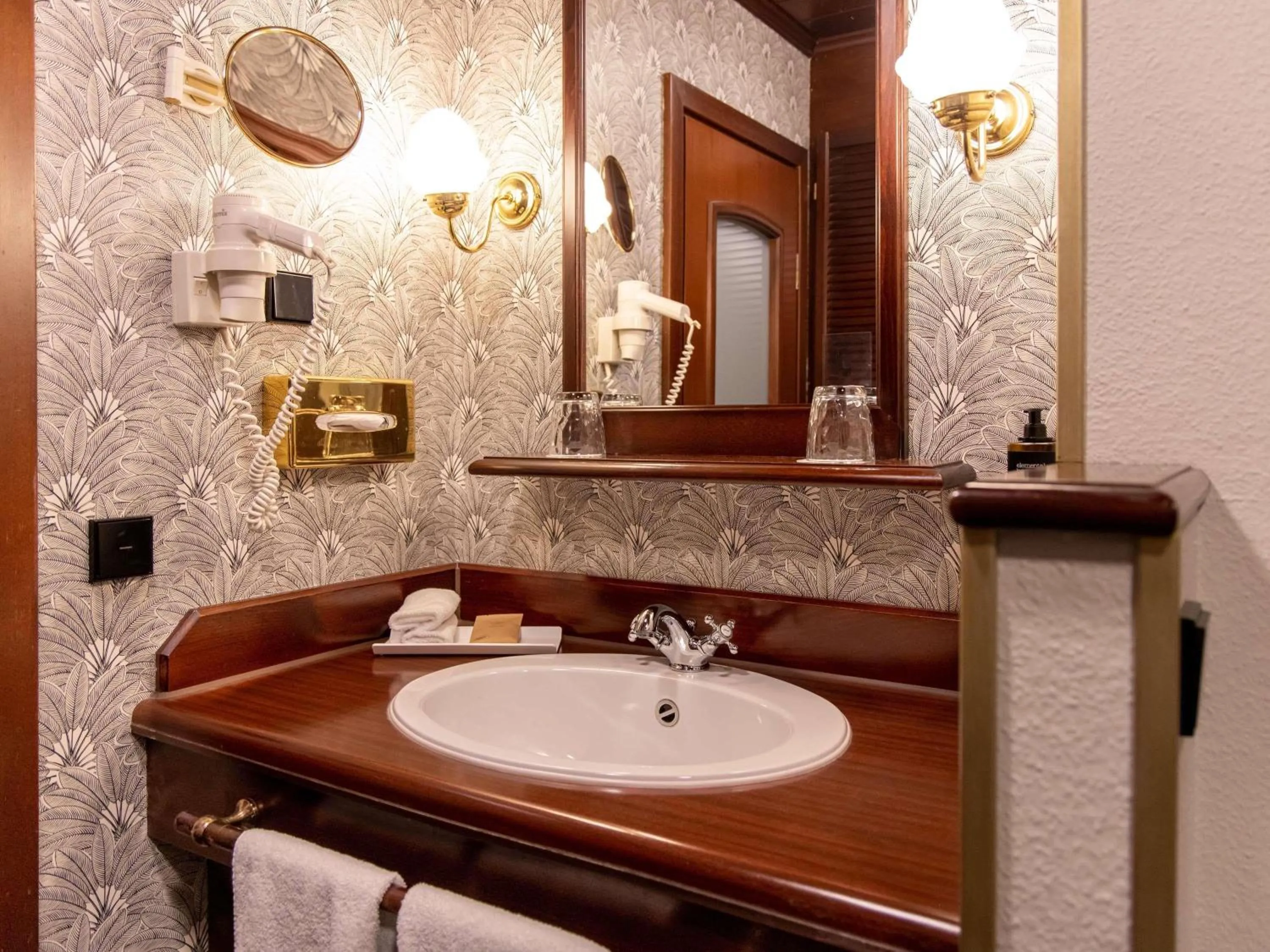 Bedroom in Mercure Hotel Frankfurt Airport Langen