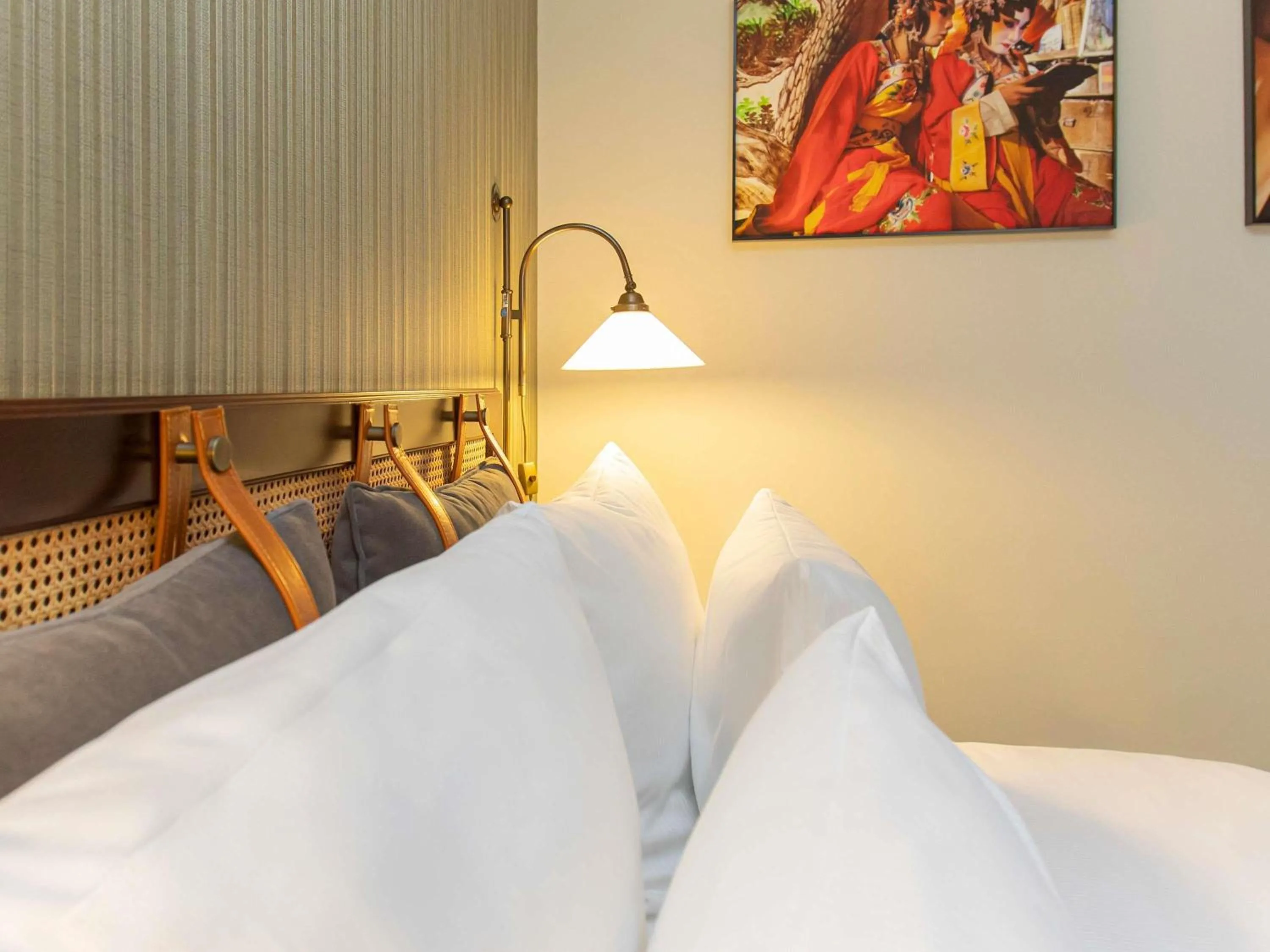 Bedroom, Bed in Mercure Hotel Frankfurt Airport Langen