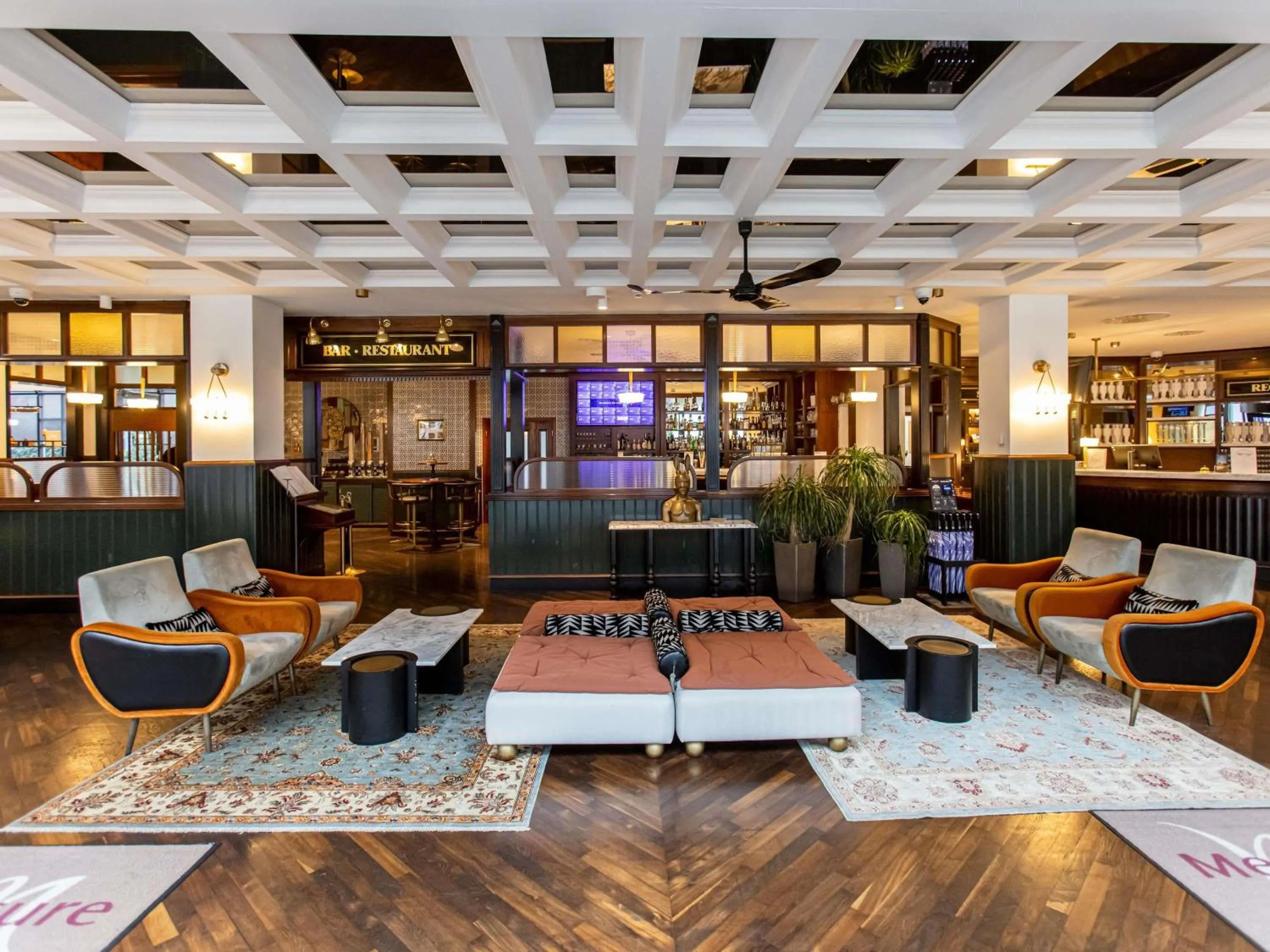 Property building in Mercure Hotel Frankfurt Airport Langen