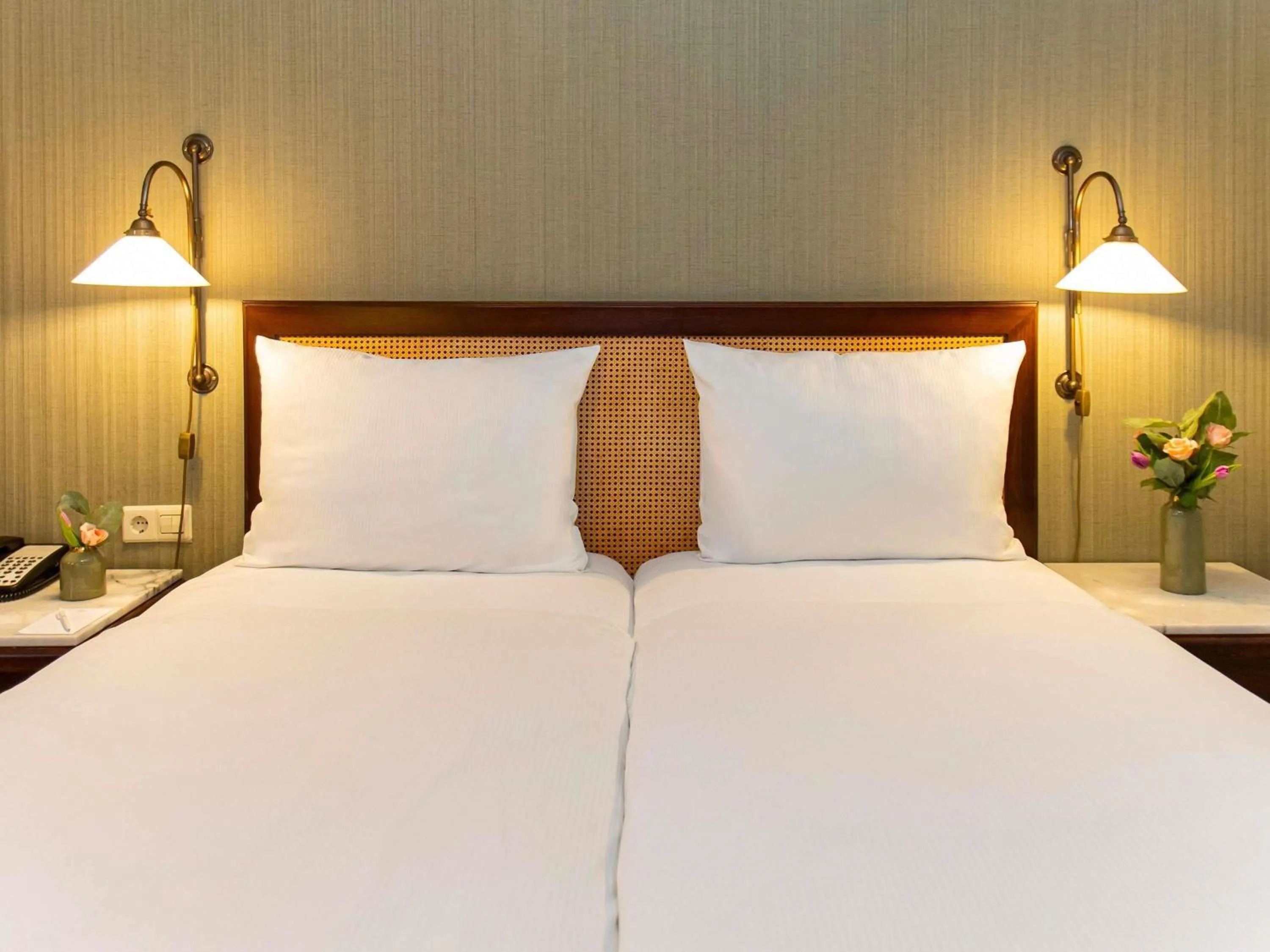 Bedroom, Bed in Mercure Hotel Frankfurt Airport Langen