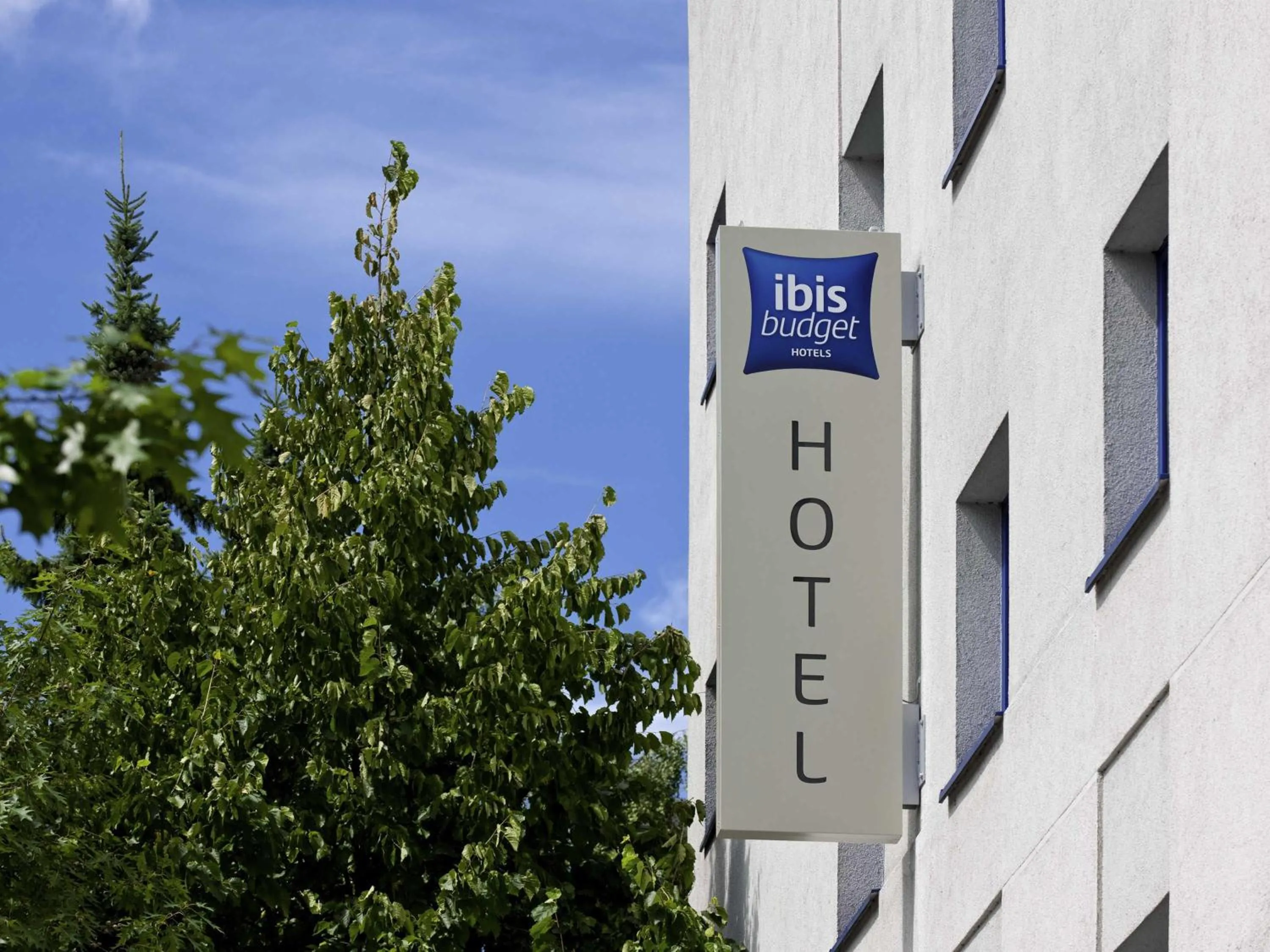 Property building in ibis budget Hamburg Altona