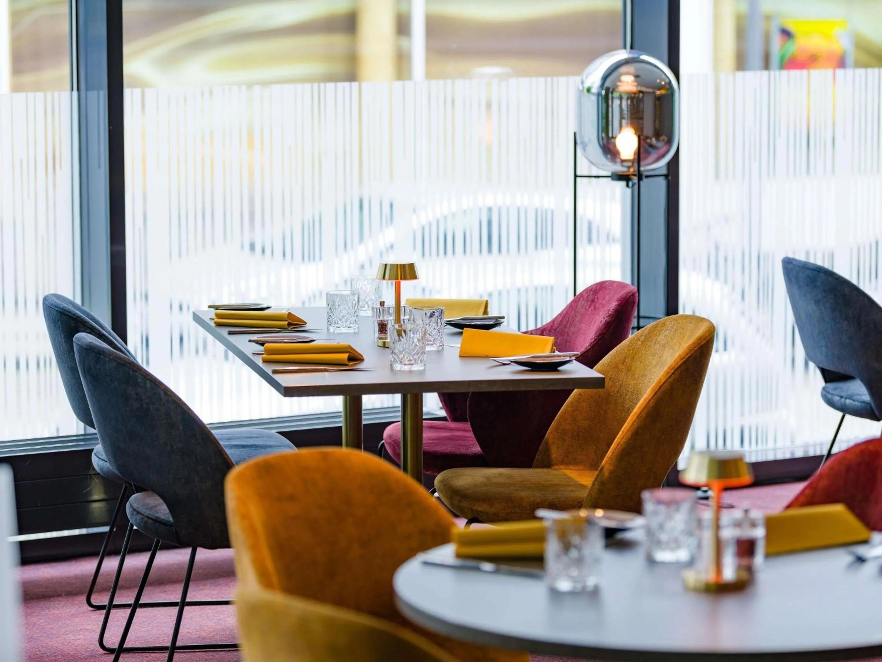 Restaurant/places to eat in Novotel Aachen City