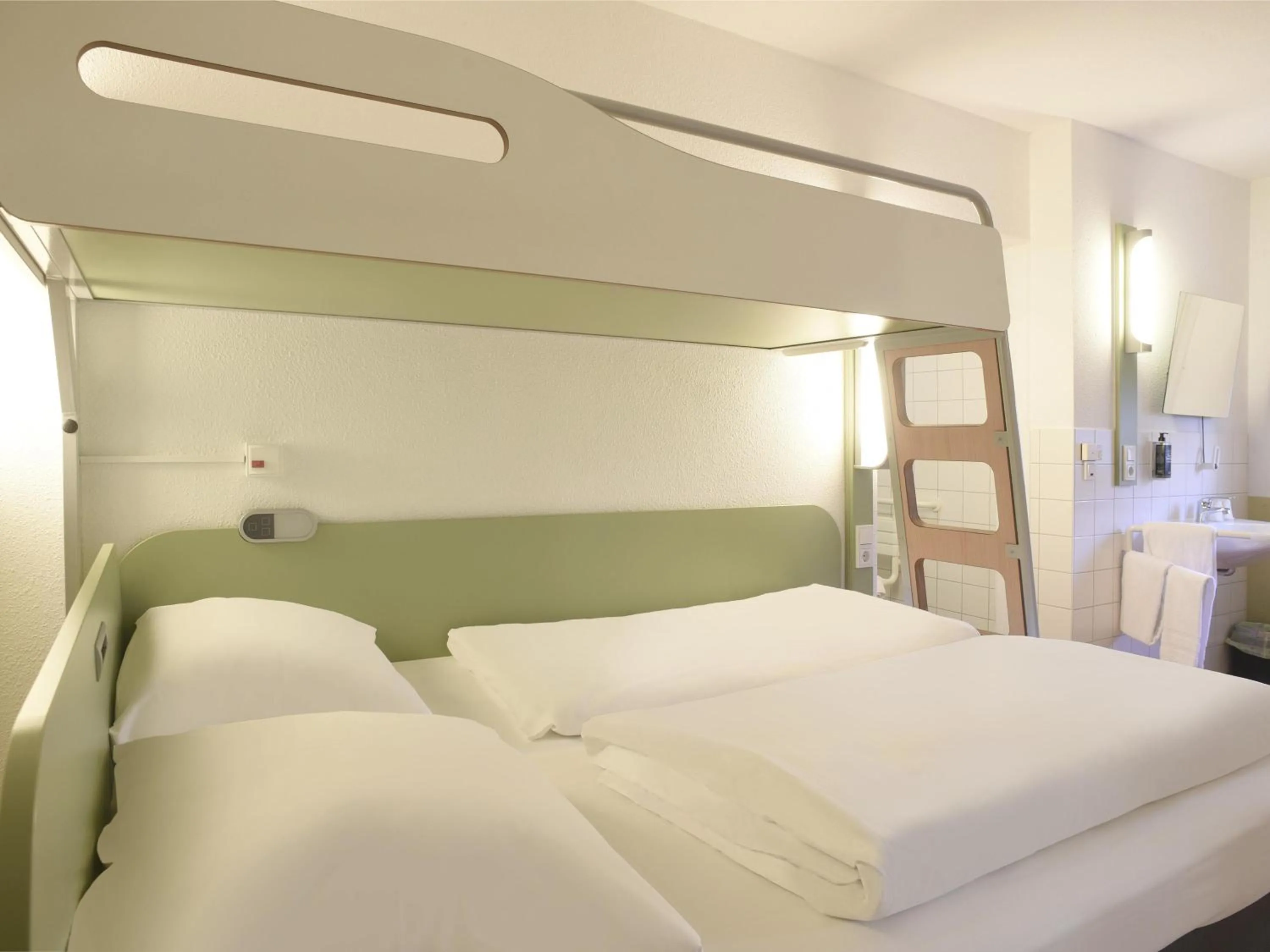 Photo of the whole room, Bed in B&B Hotel Lübeck Berliner-Platz