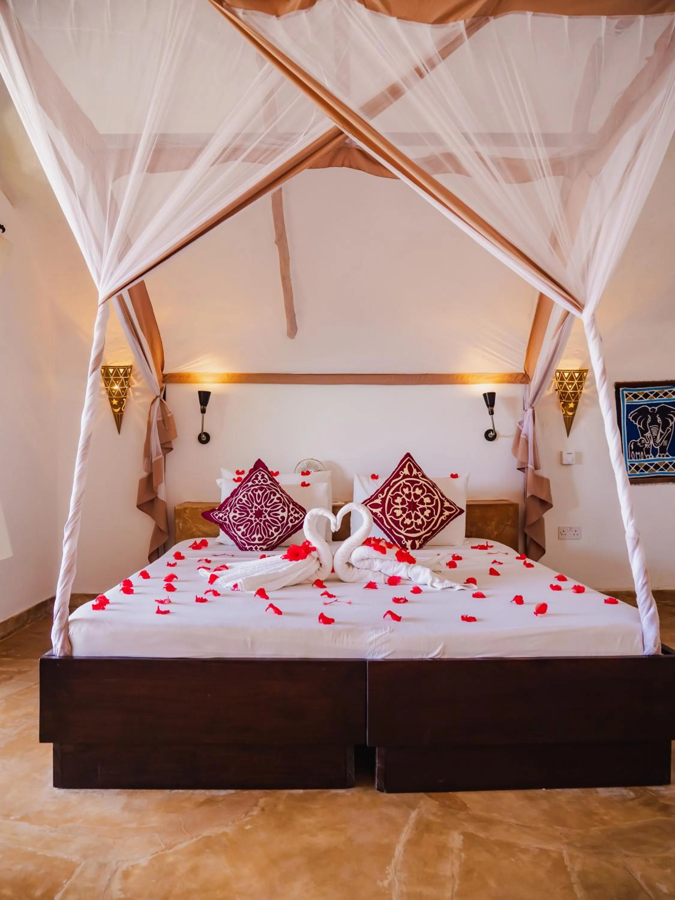 Property building, Bed in Sunshine Bay Zanzibar - Adults Only