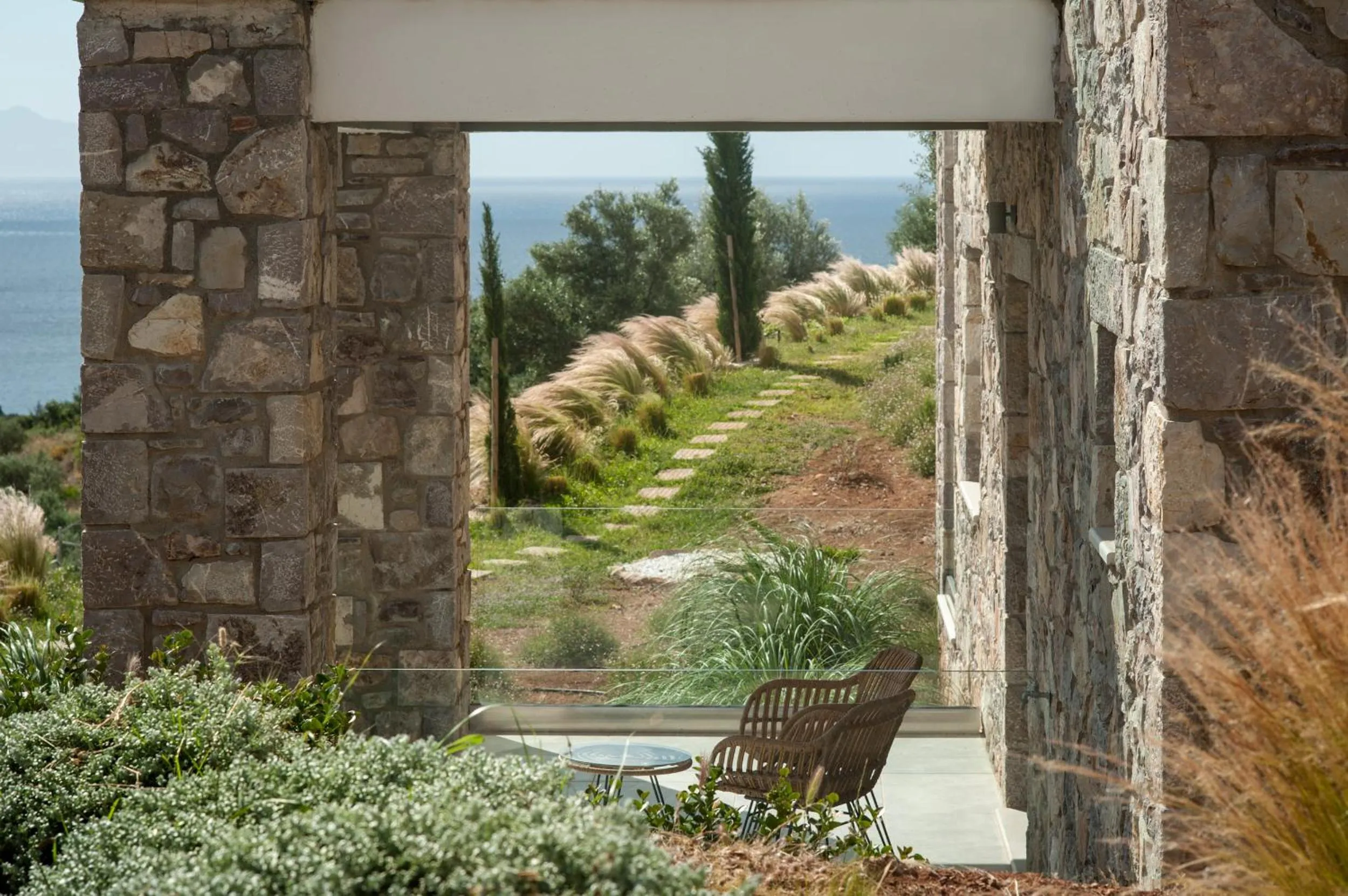 WHITE DONKEY BOUTIQUE Hotel