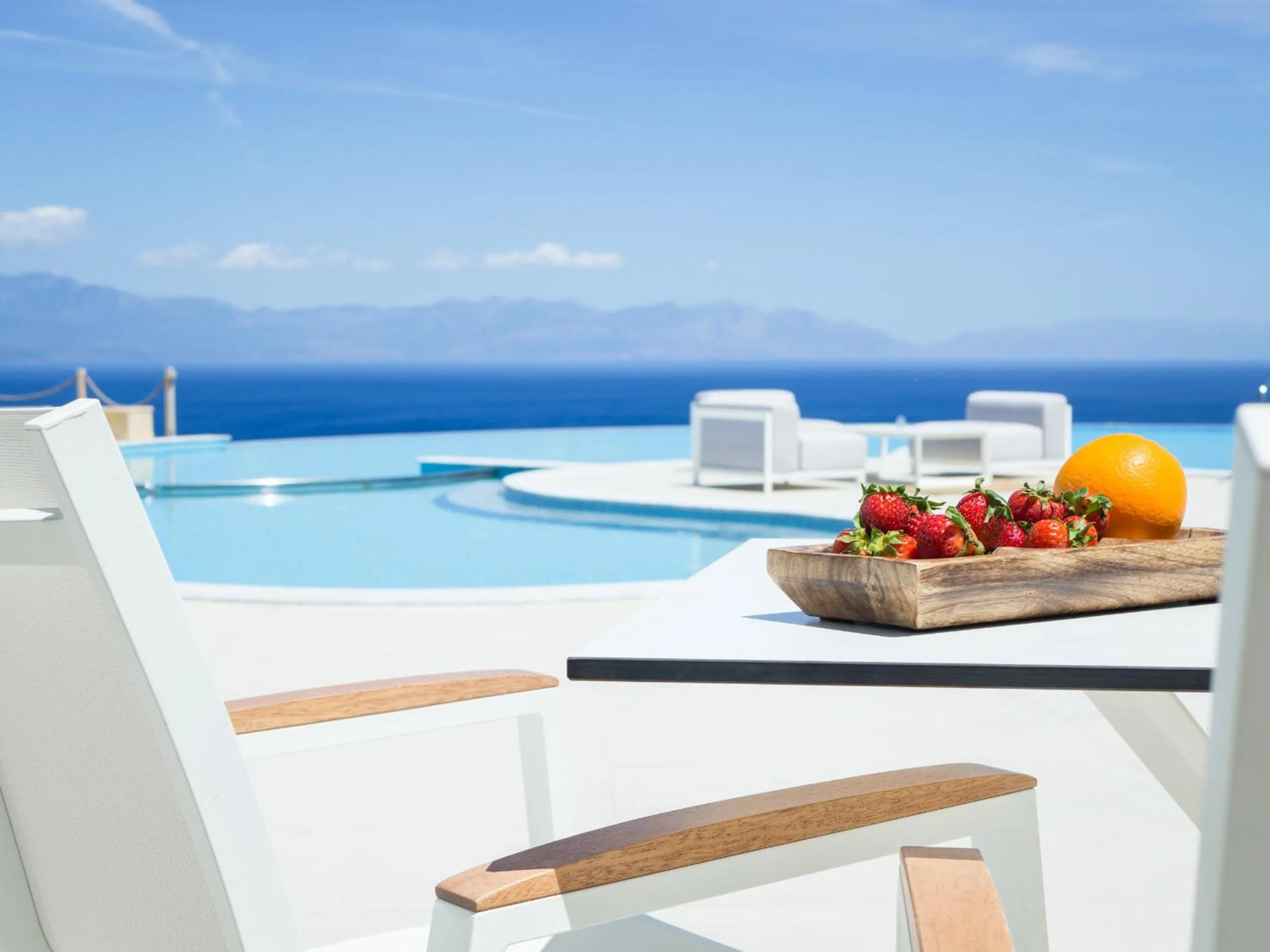 WHITE DONKEY BOUTIQUE Hotel