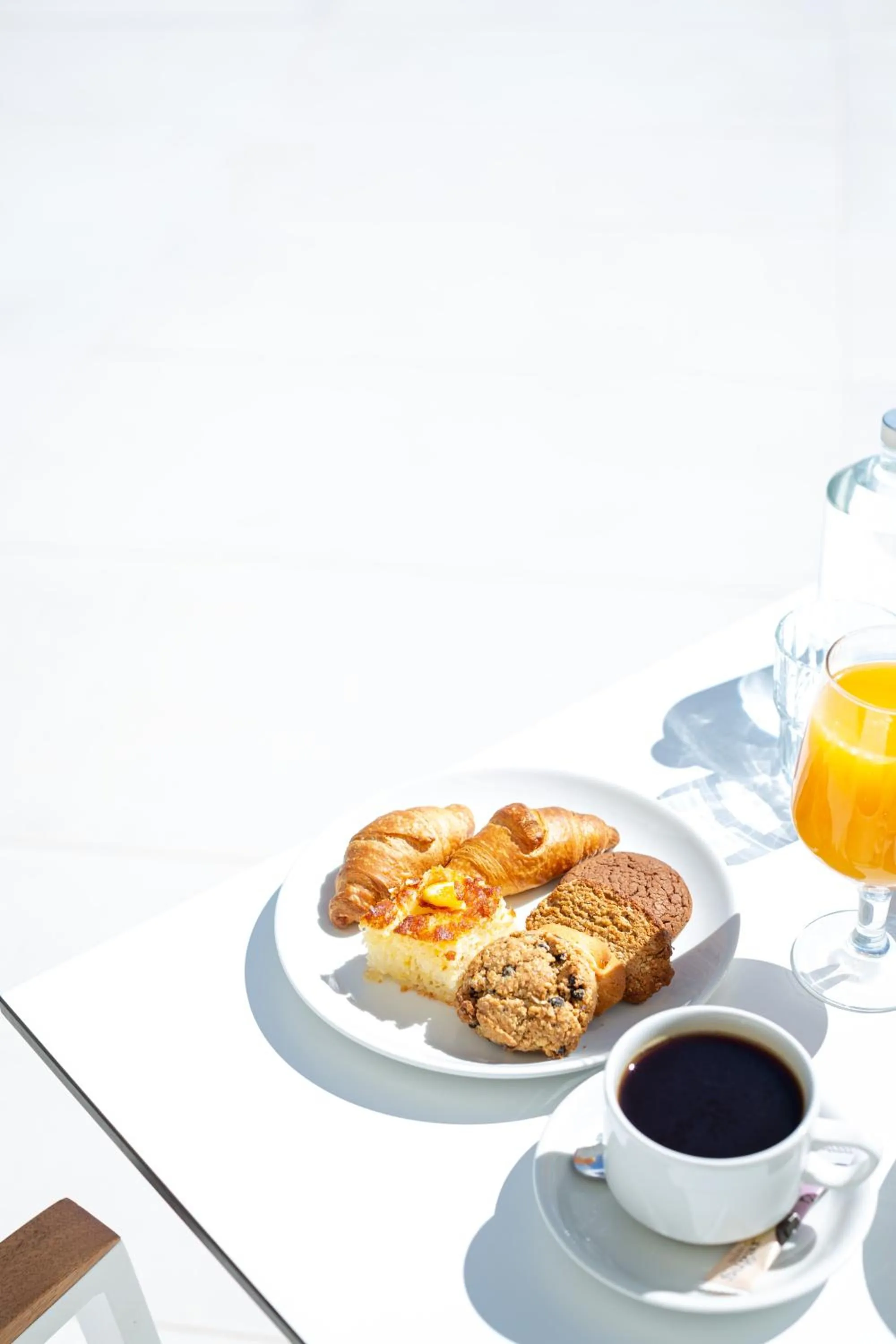 WHITE DONKEY BOUTIQUE Hotel