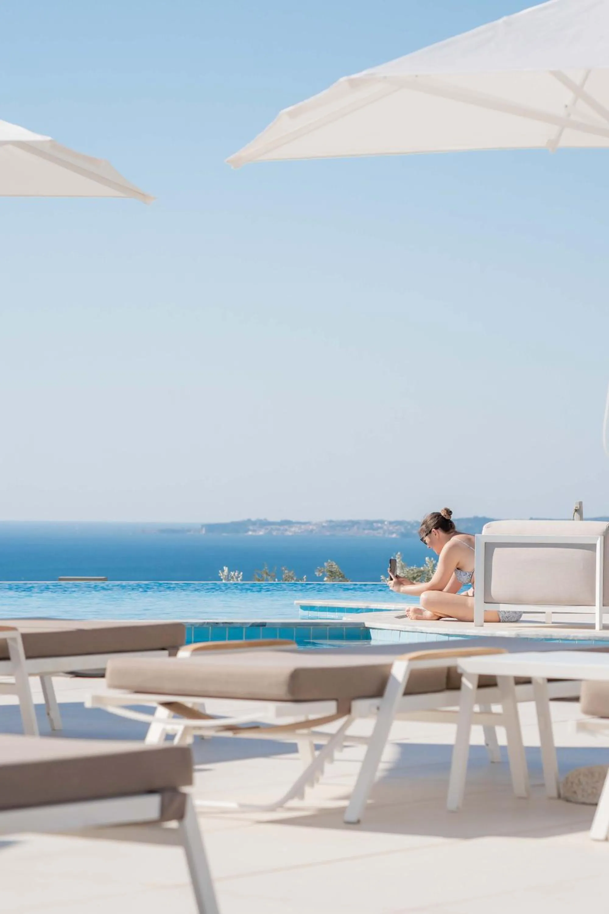 WHITE DONKEY BOUTIQUE Hotel