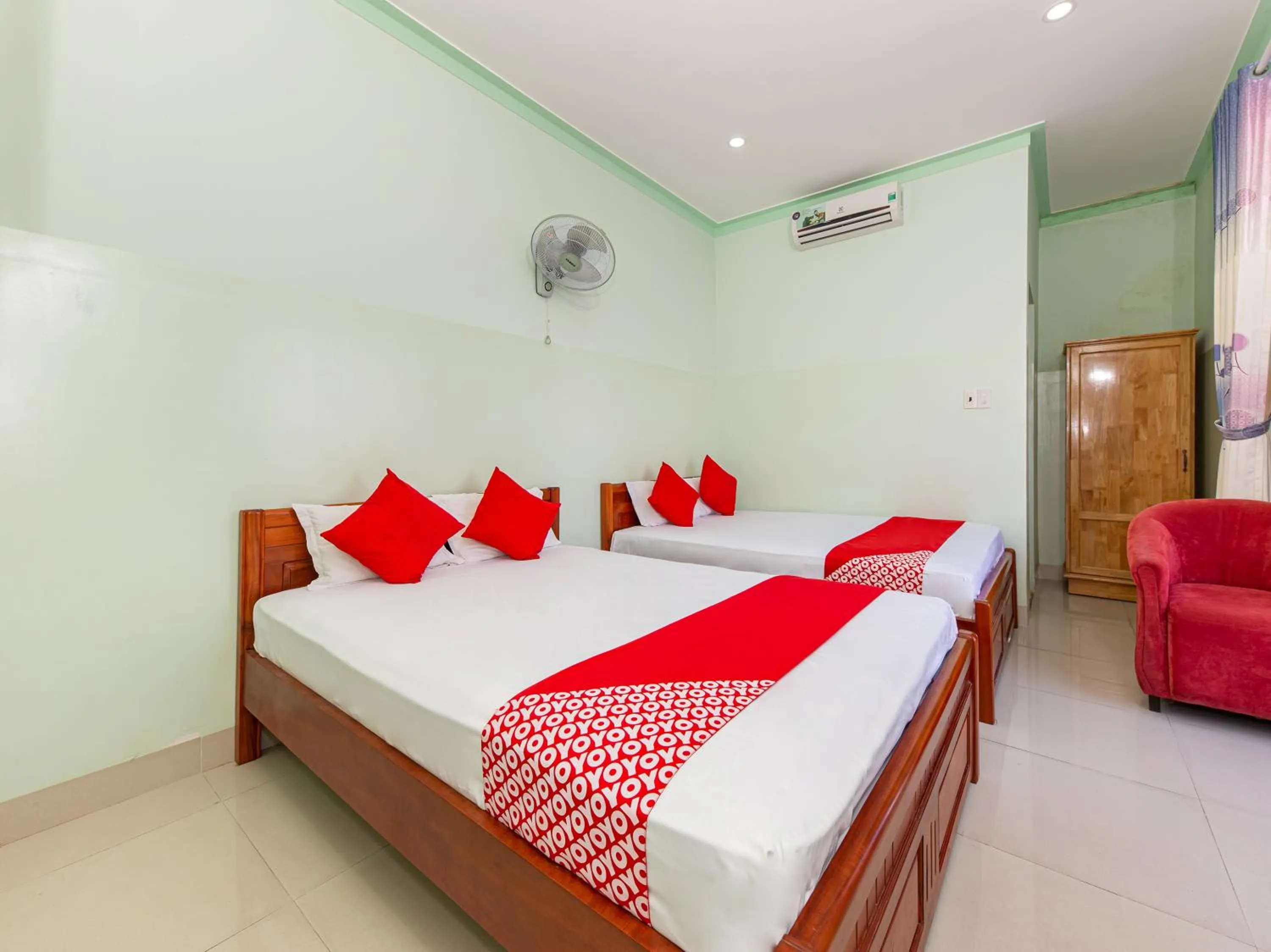 Superior Family Room in OYO 898 Phuong Thao Hotel