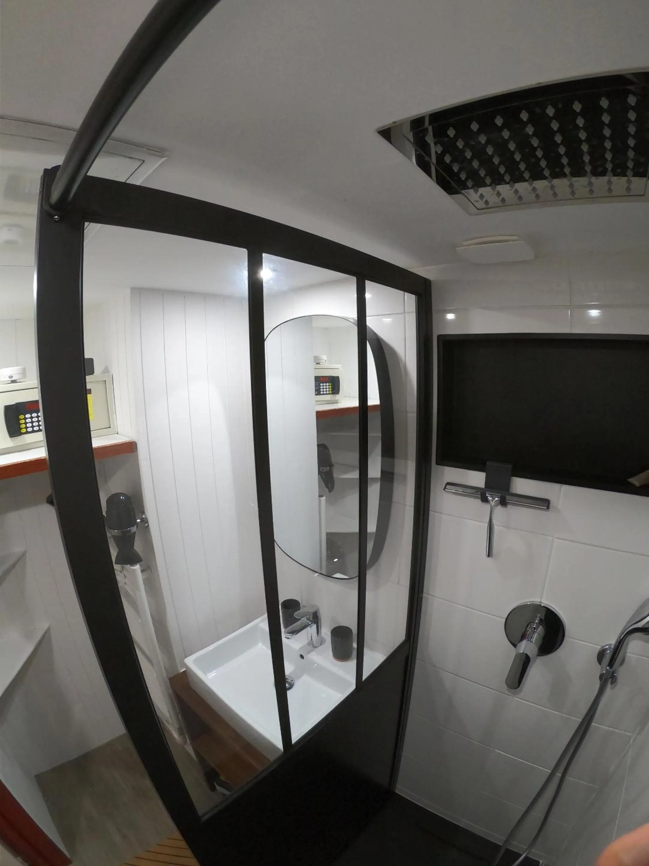 Bathroom in Ti Kabanouz