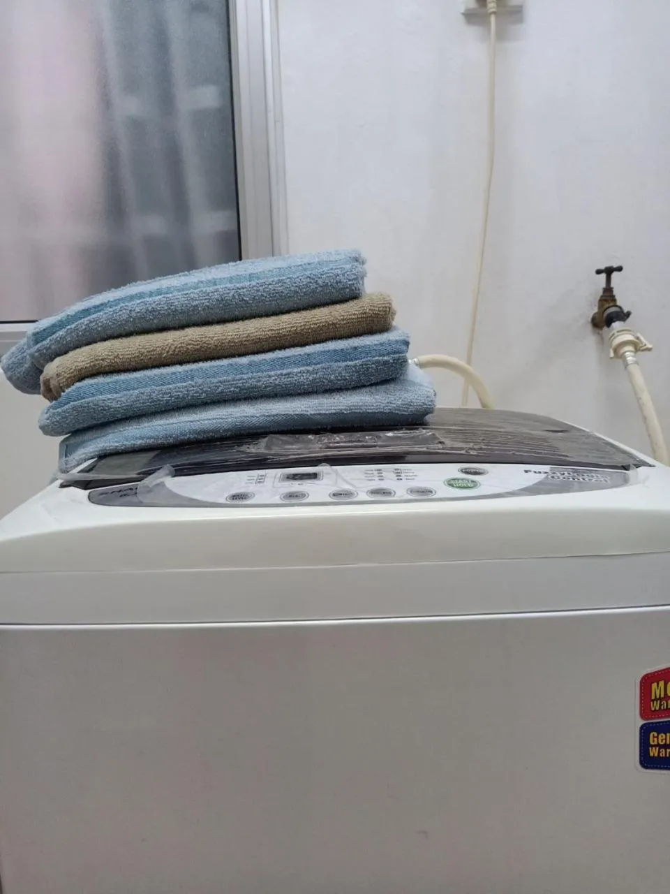 washing machine in Ken1606 Home - Centre of KB, WIFI, 6 to 8 pax