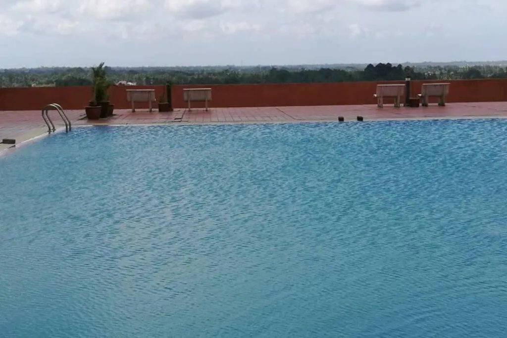 Swimming pool in Ken1606 Home - Centre of KB, WIFI, 6 to 8 pax