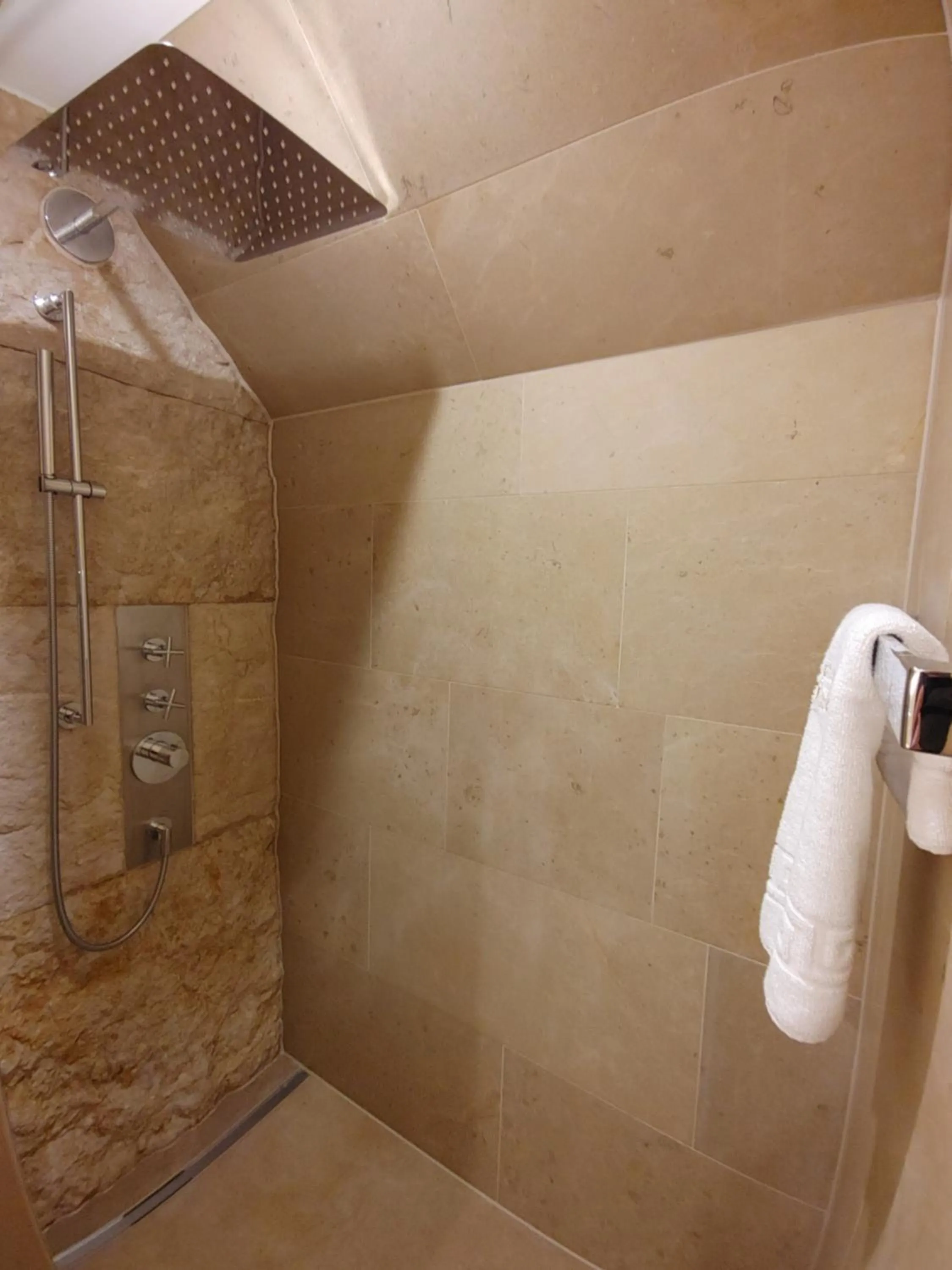 Bathroom in Landgasthof Roderis