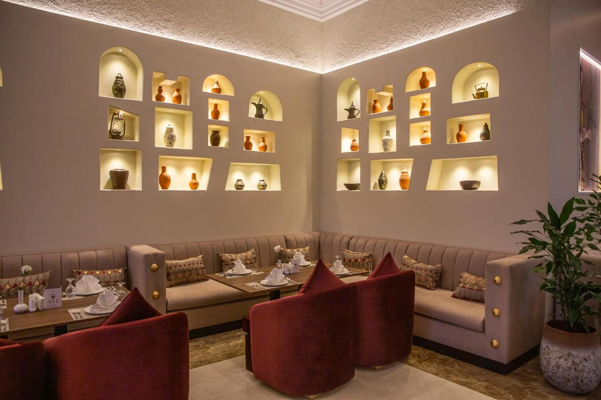 Restaurant/places to eat in Dorat Najd Resort