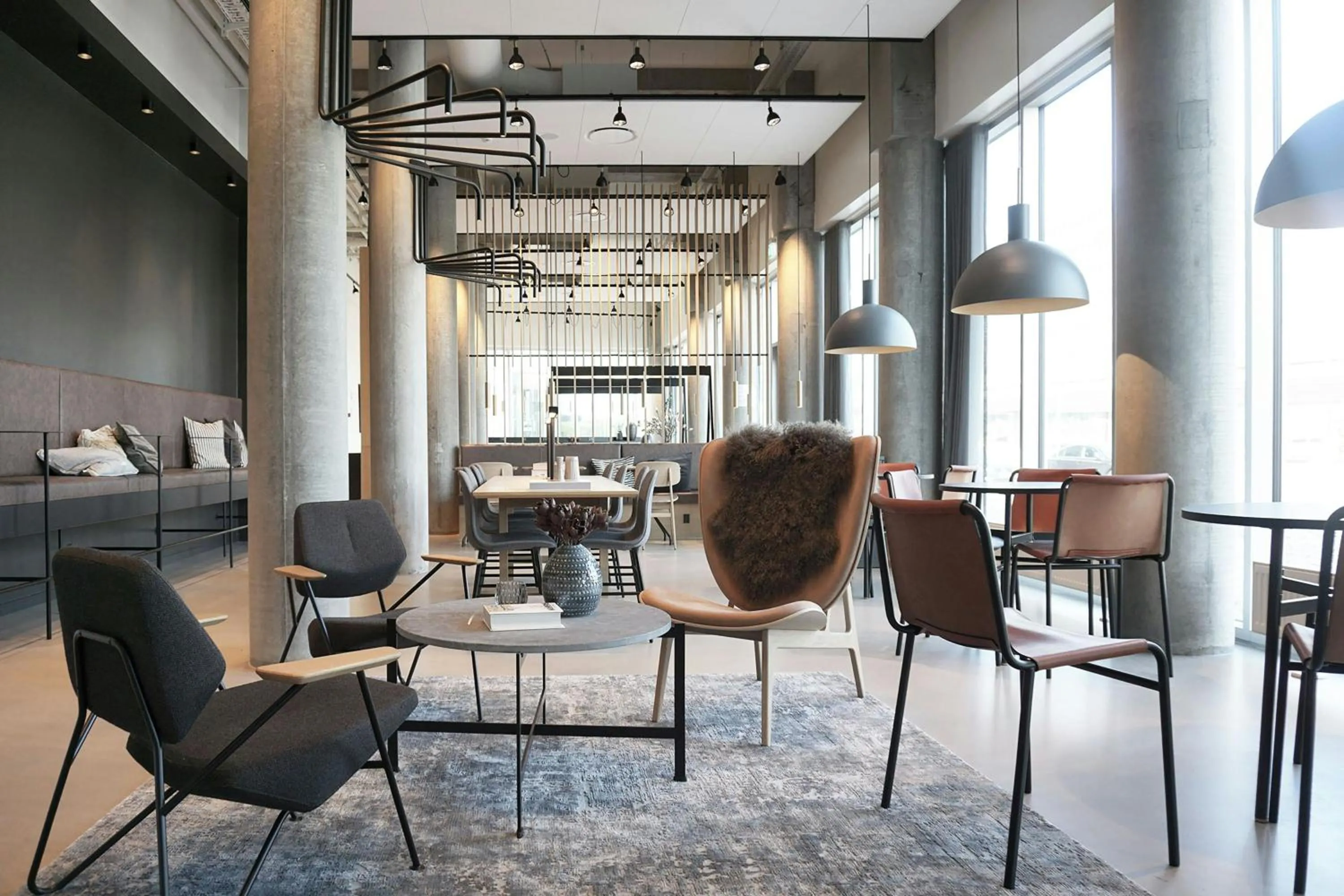 Lounge or bar in Four Points Flex by Sheraton Copenhagen Arena