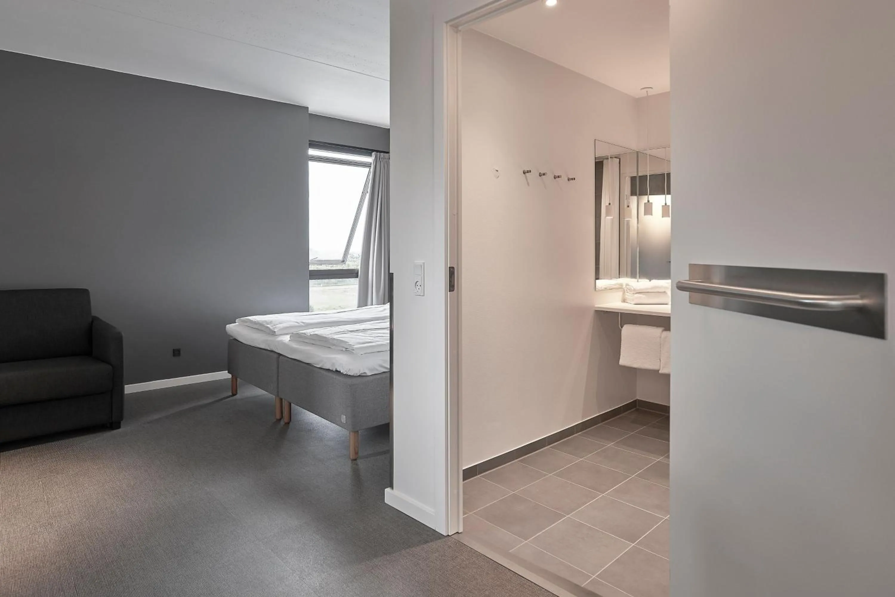 Photo of the whole room in Four Points Flex by Sheraton Copenhagen Arena